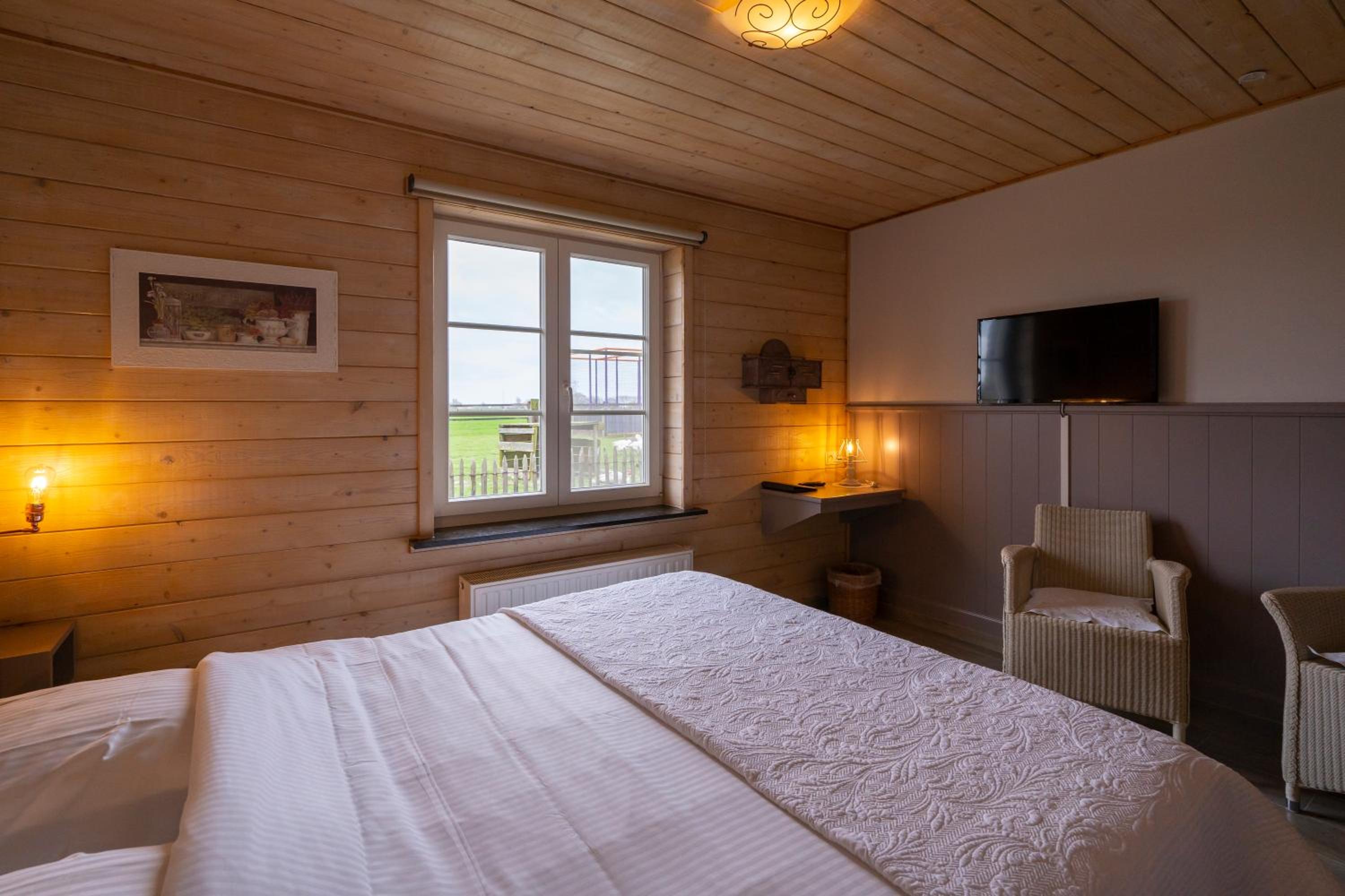 Standard Double Room photo 2