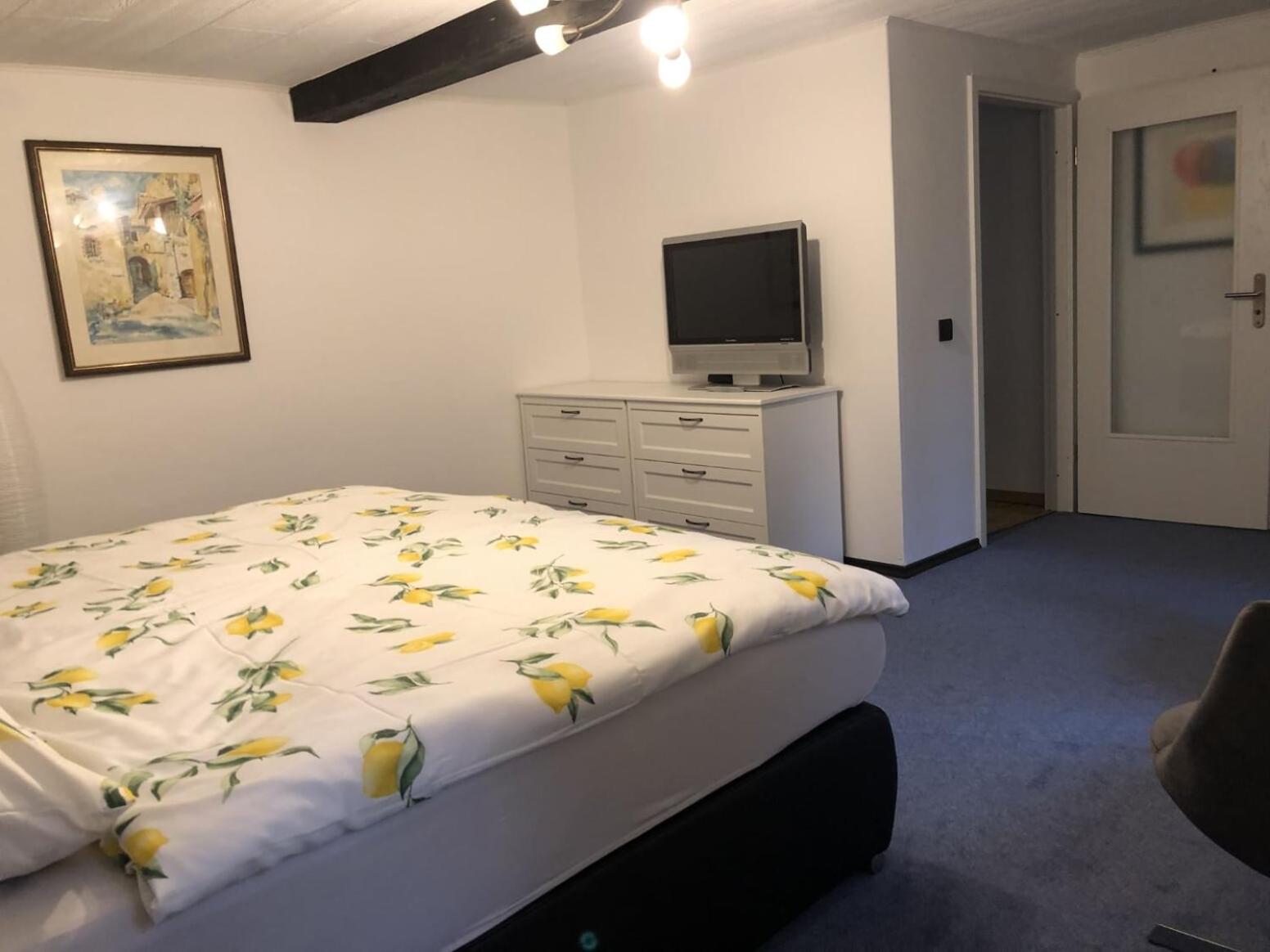 Three-Bedroom Apartment - Photo 6
