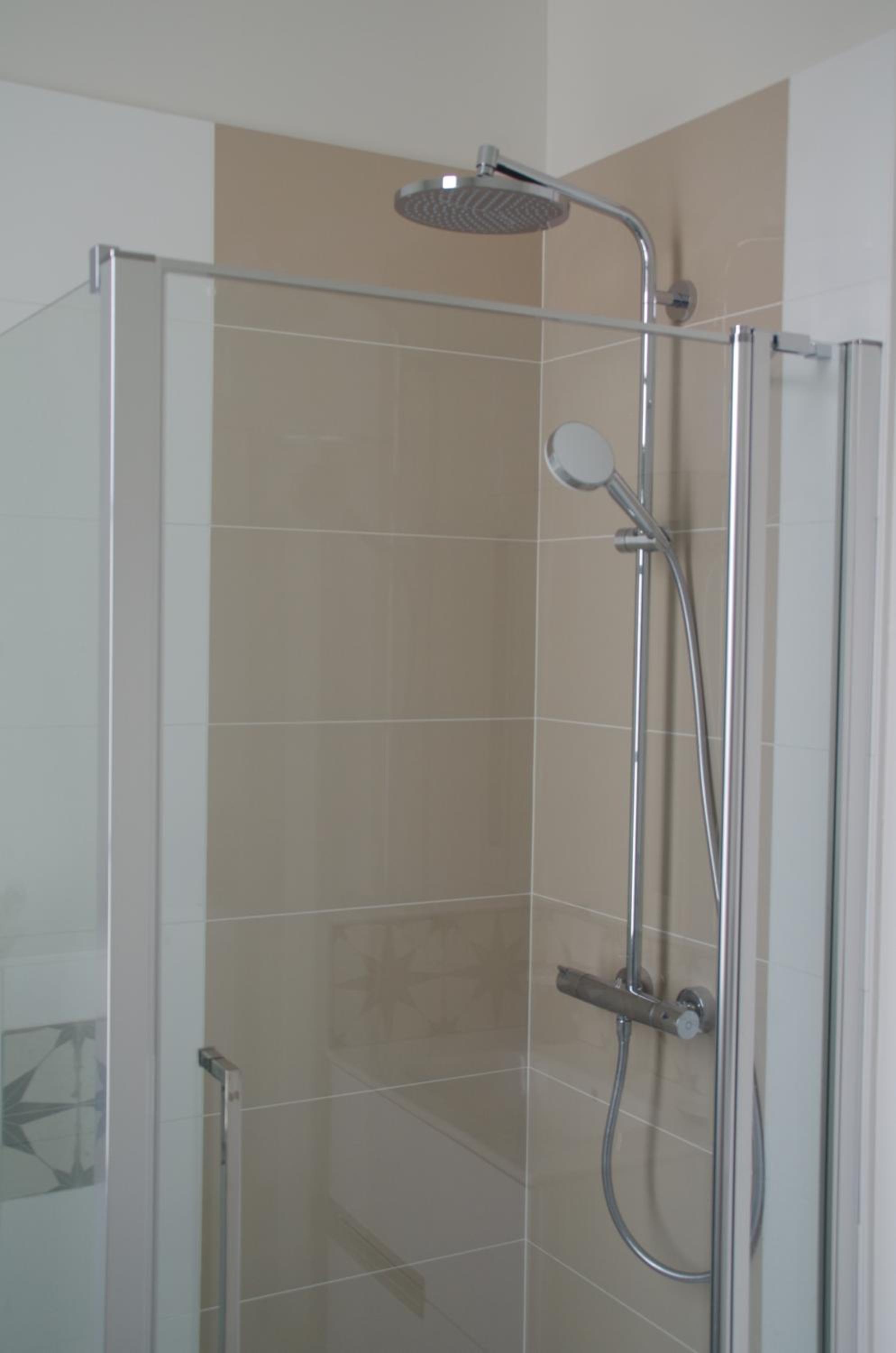 Large Double Room photo 2