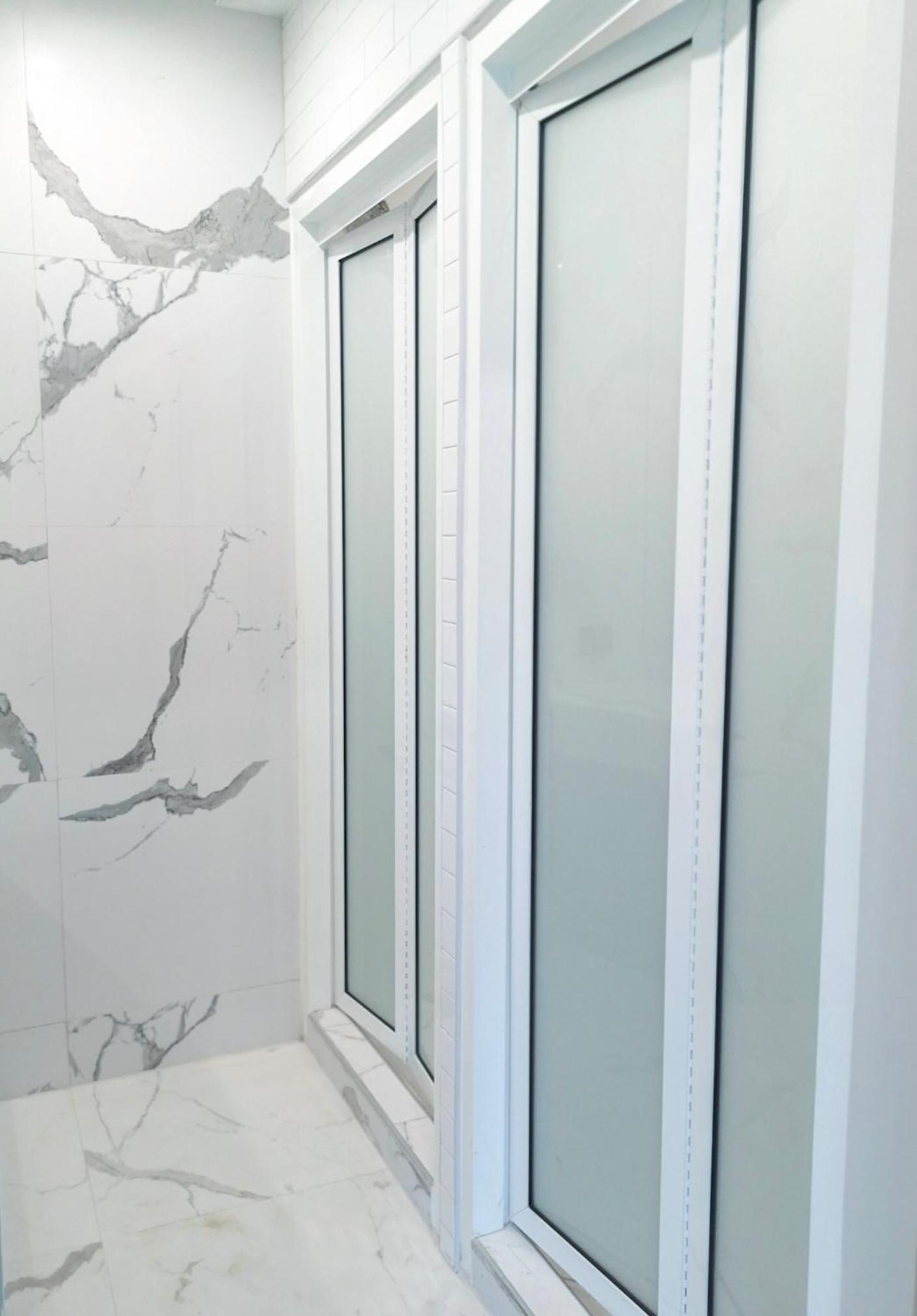 Double or Twin Room with Shared Bathroom photo 3
