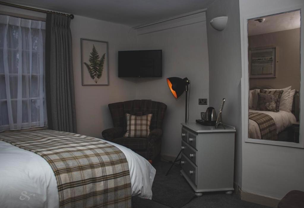 Double Room with Private Bathroom photo 3
