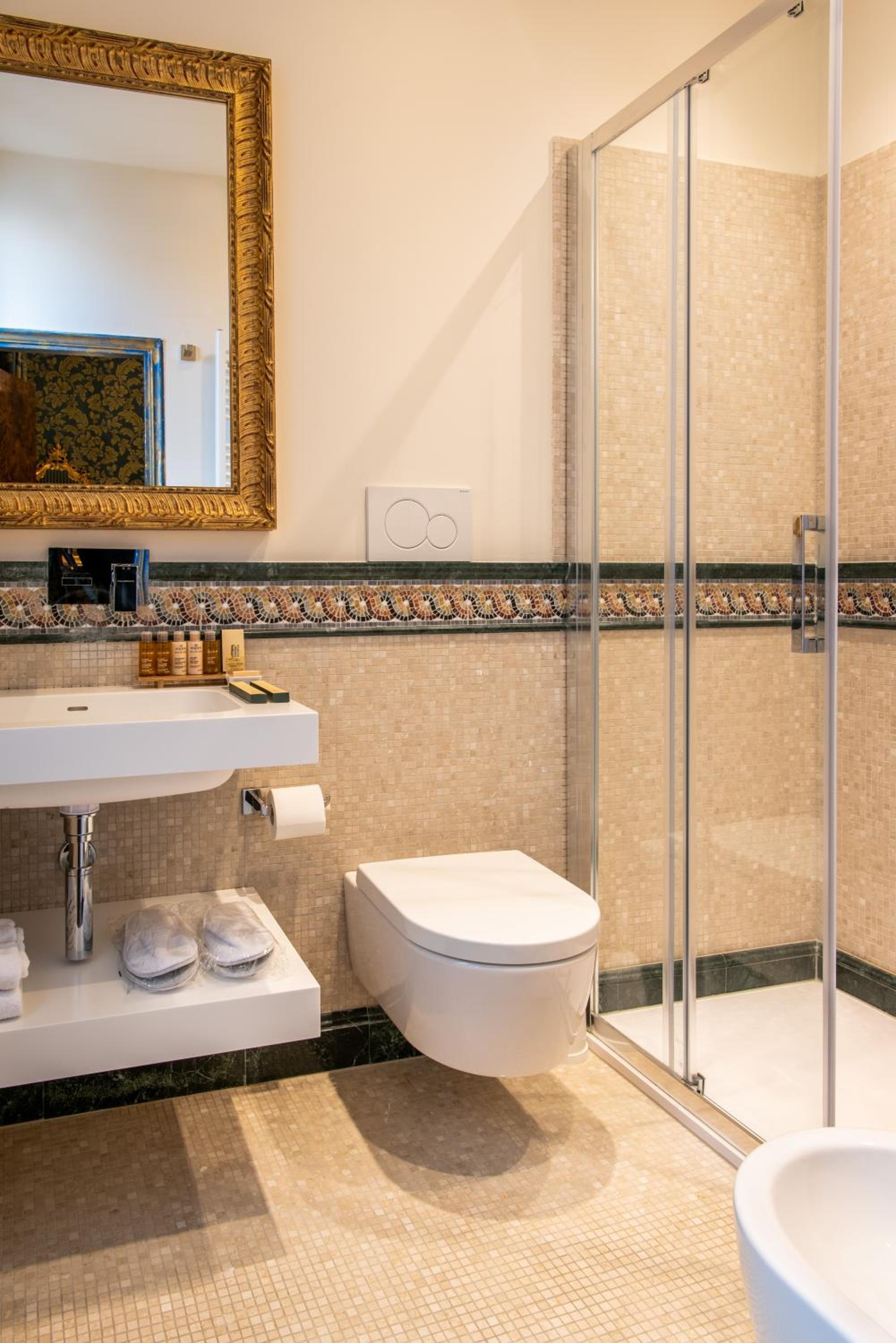 Classic Double or Twin Room