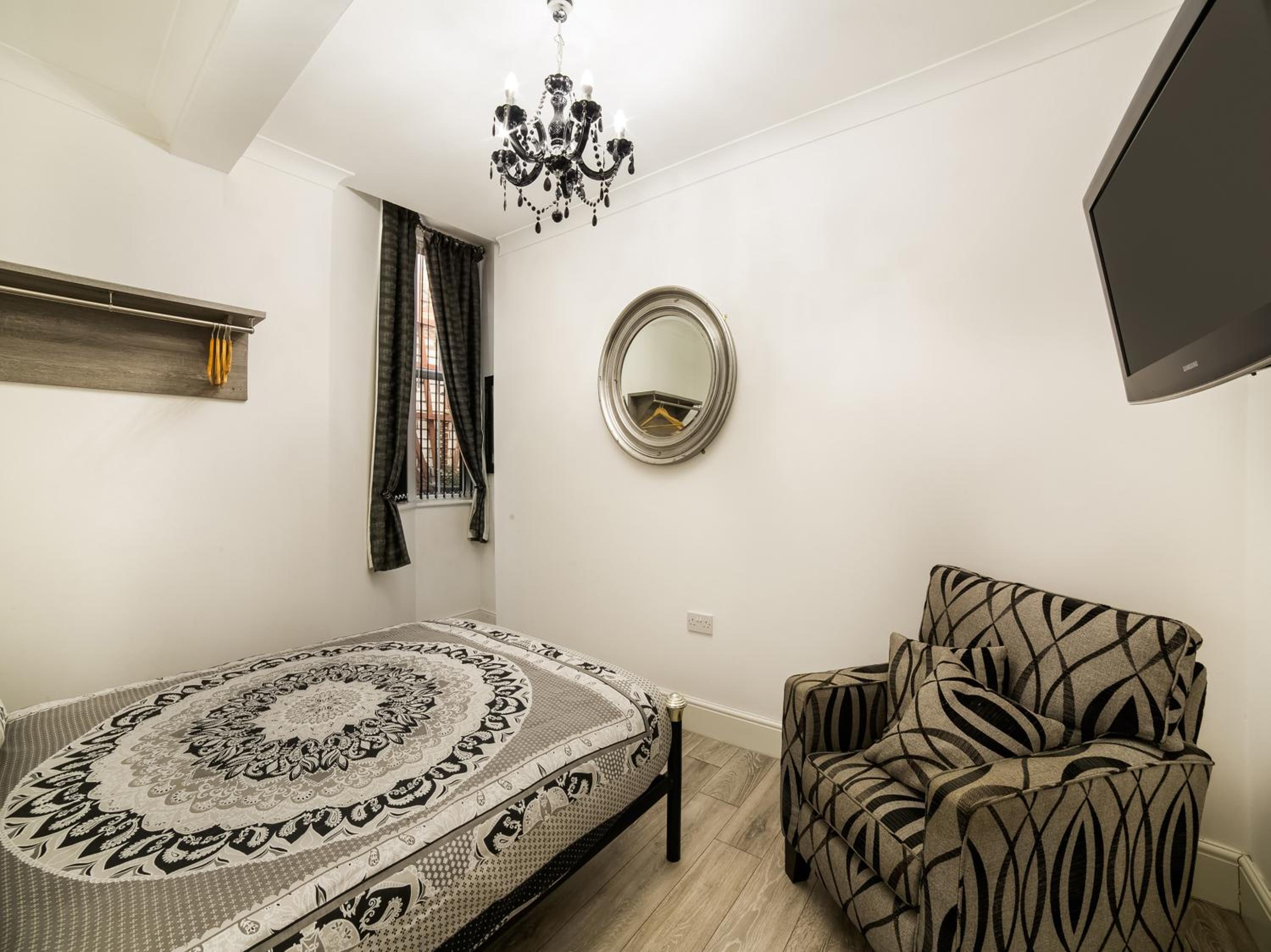 Deluxe Double Room - Photo 4