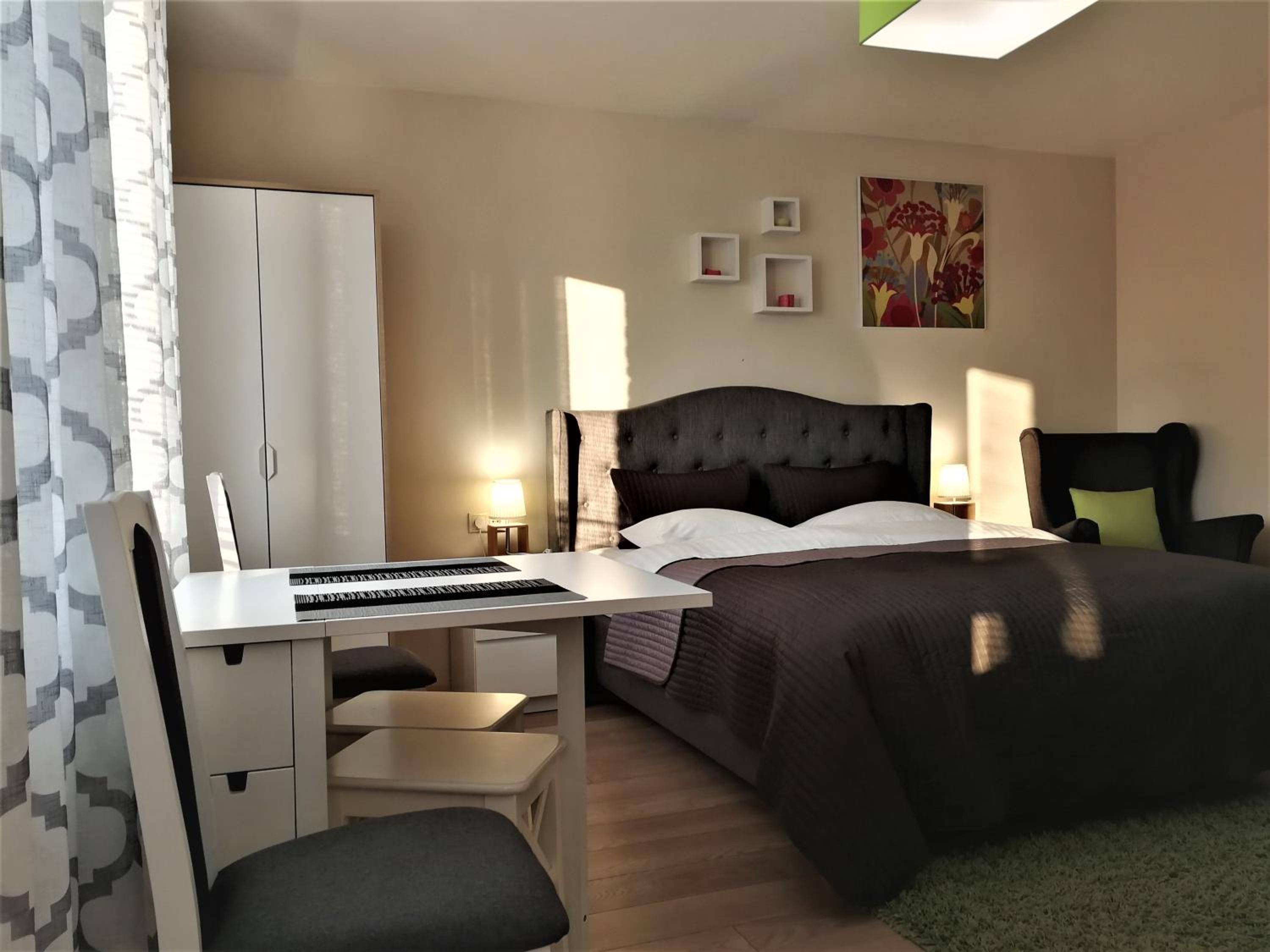 Apartment photo 1