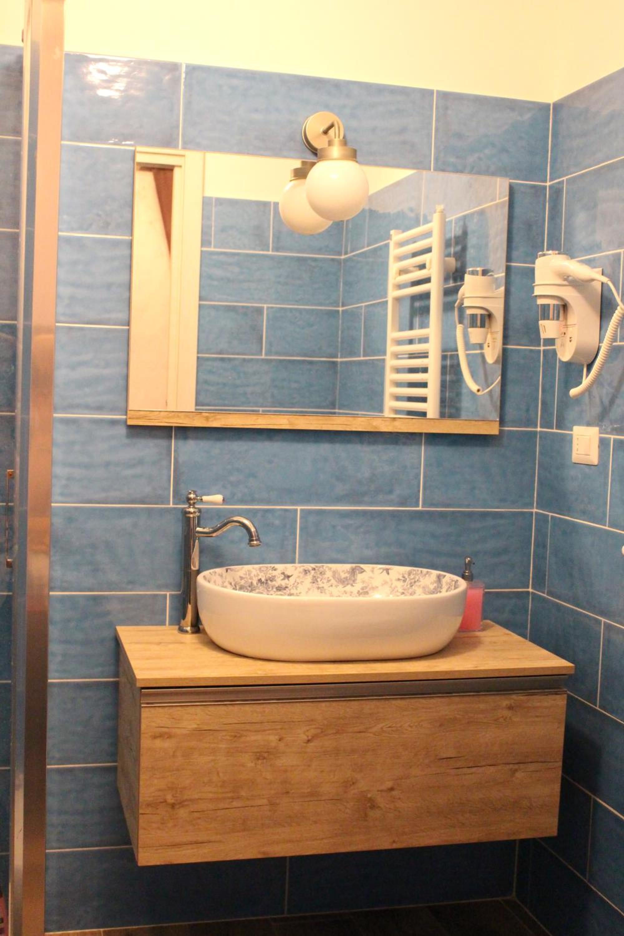 Double Room with Private Bathroom photo 2