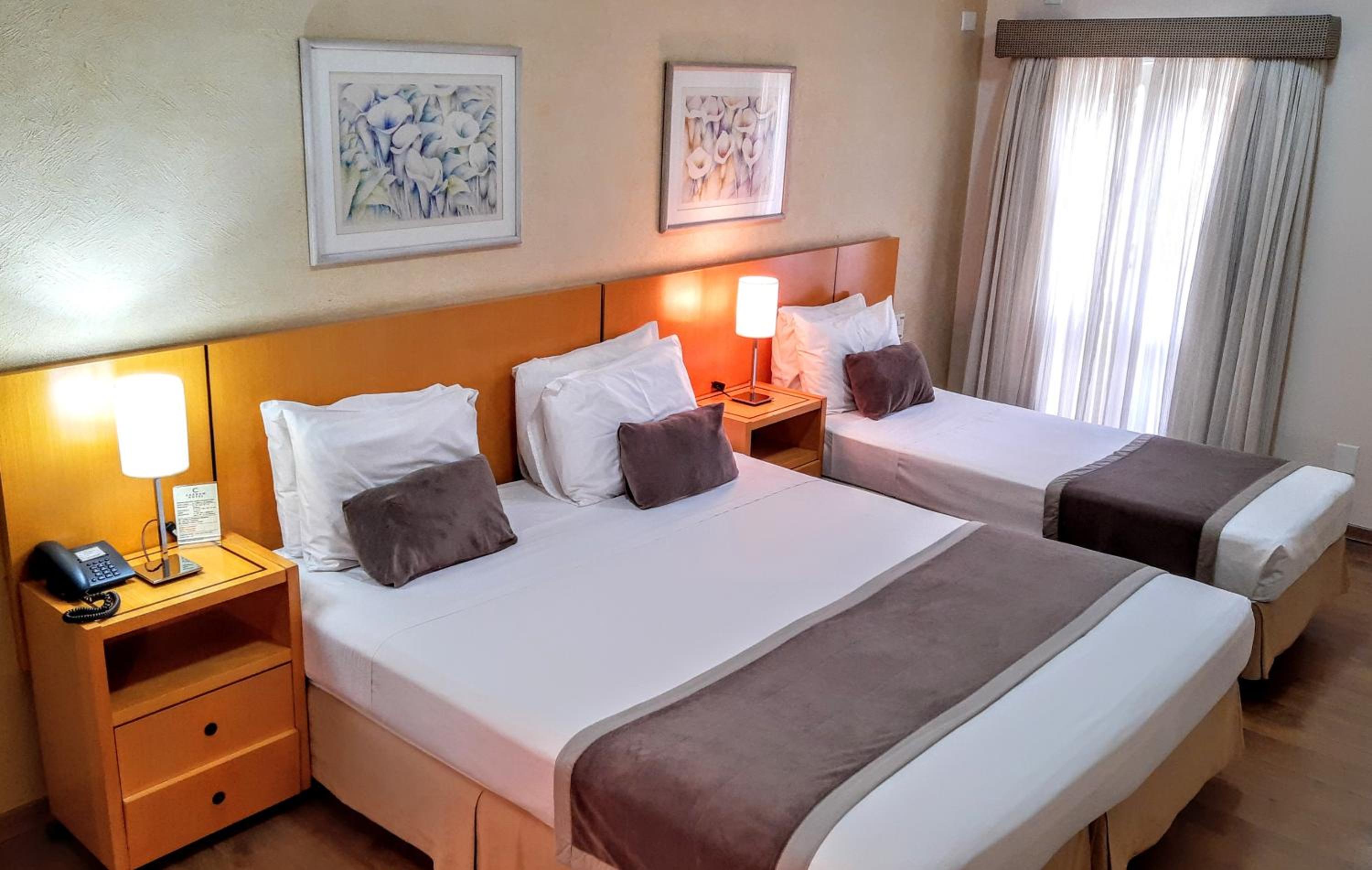 triple Luxury 1 double bed 1 single bed