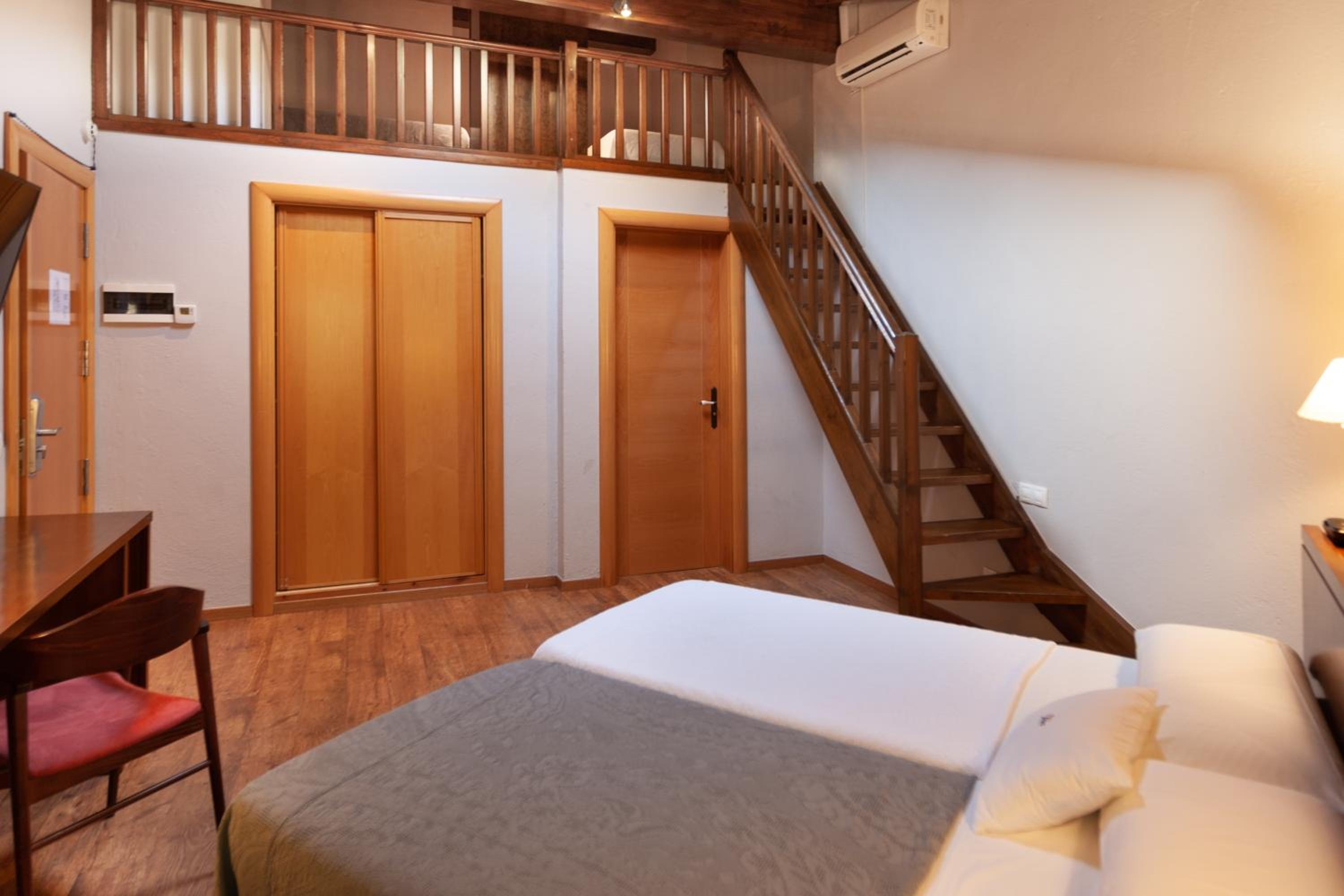 Duplex Room - Photo 2