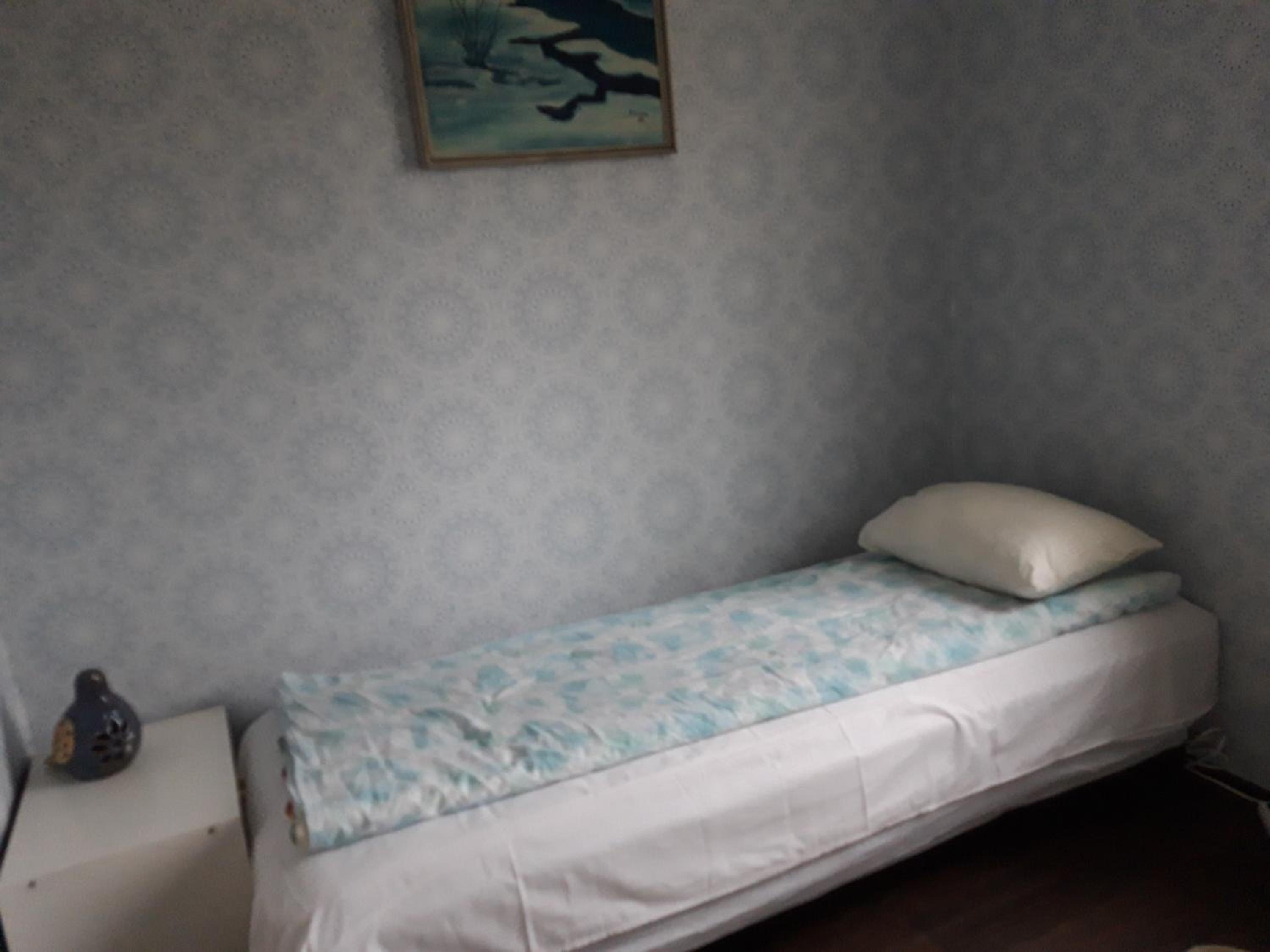 Two-Bedroom Apartment - Photo 2