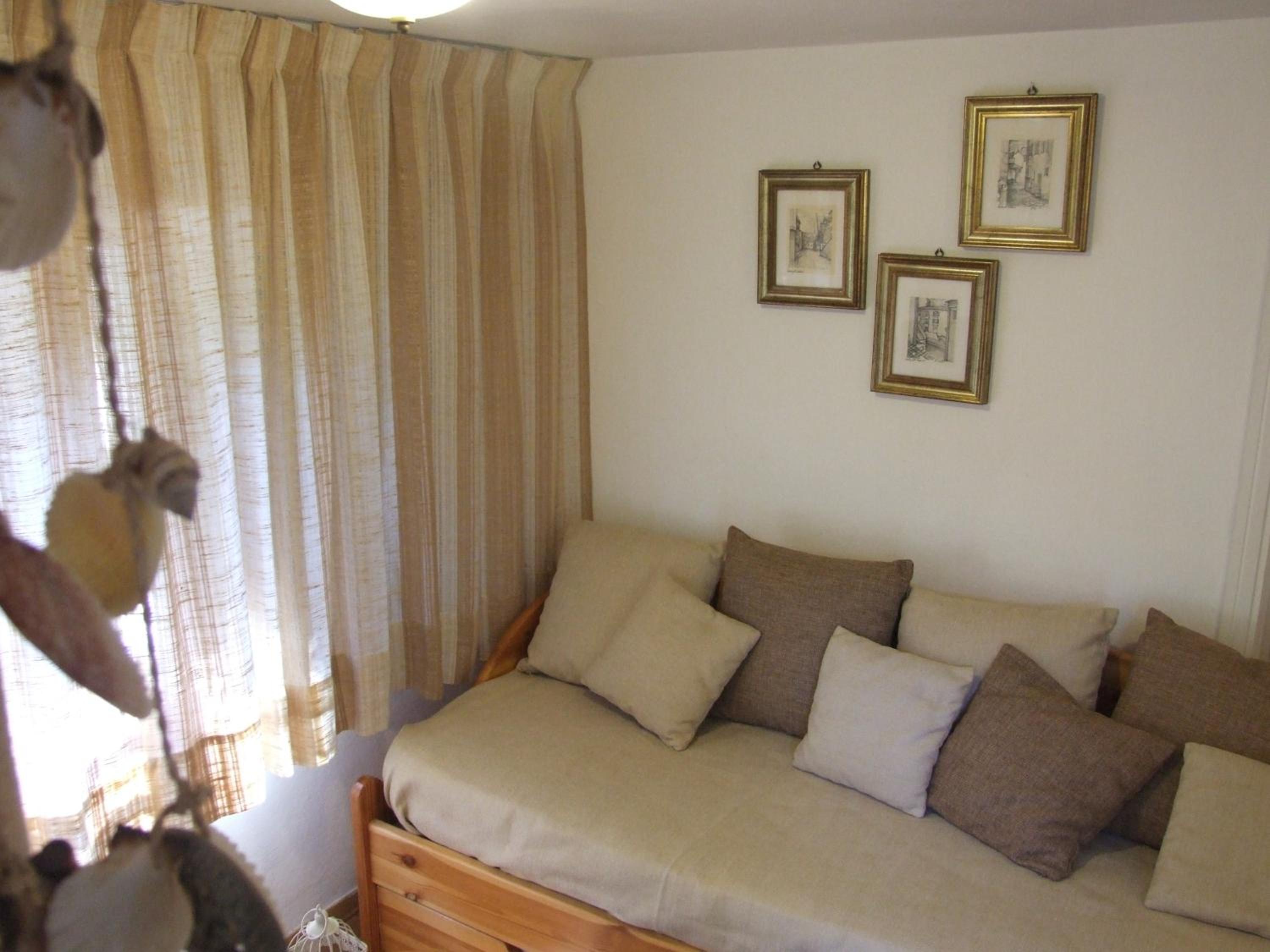 One-Bedroom Apartment (3 Adults) - Via Velhatri 7/9 photo 1