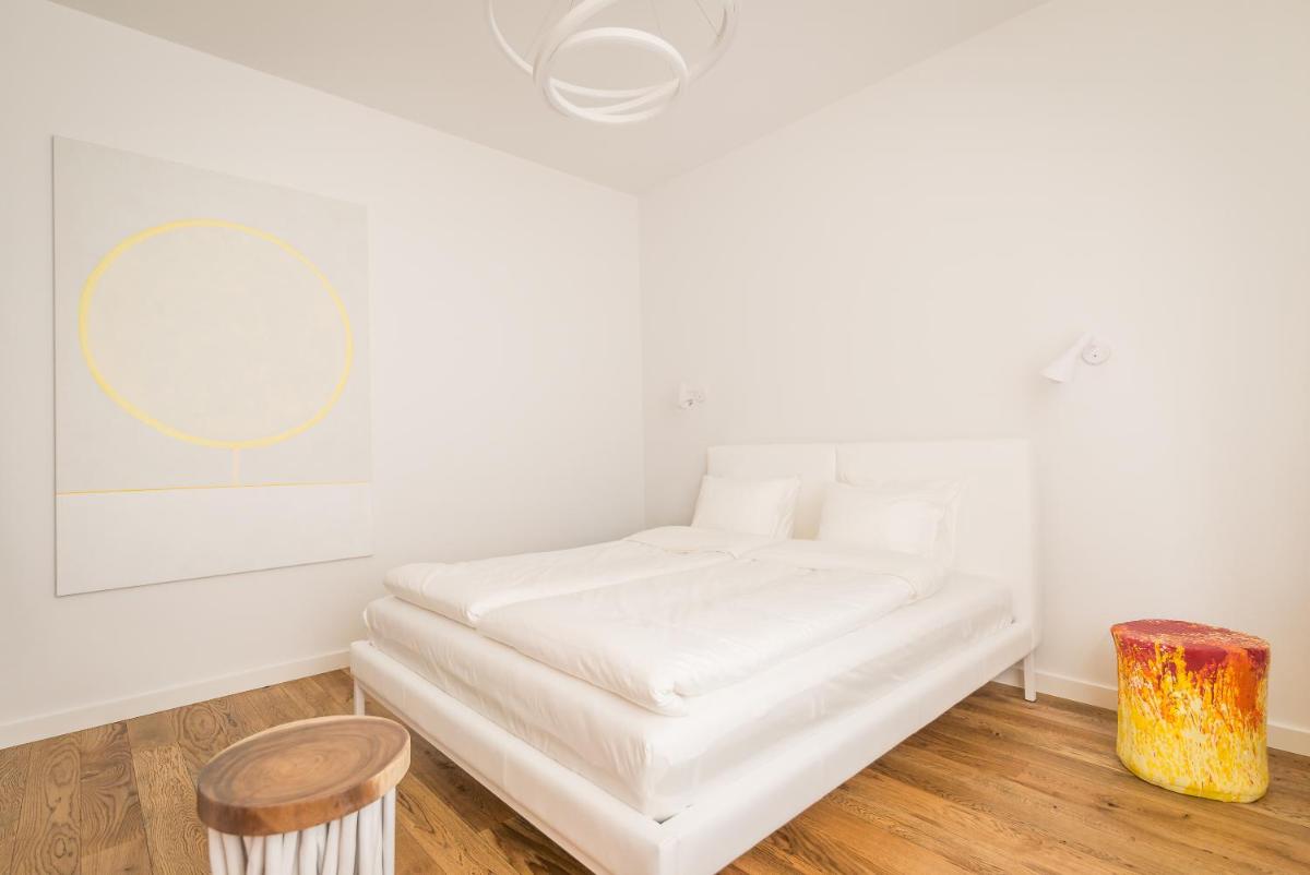 Deluxe Double Room with Shower