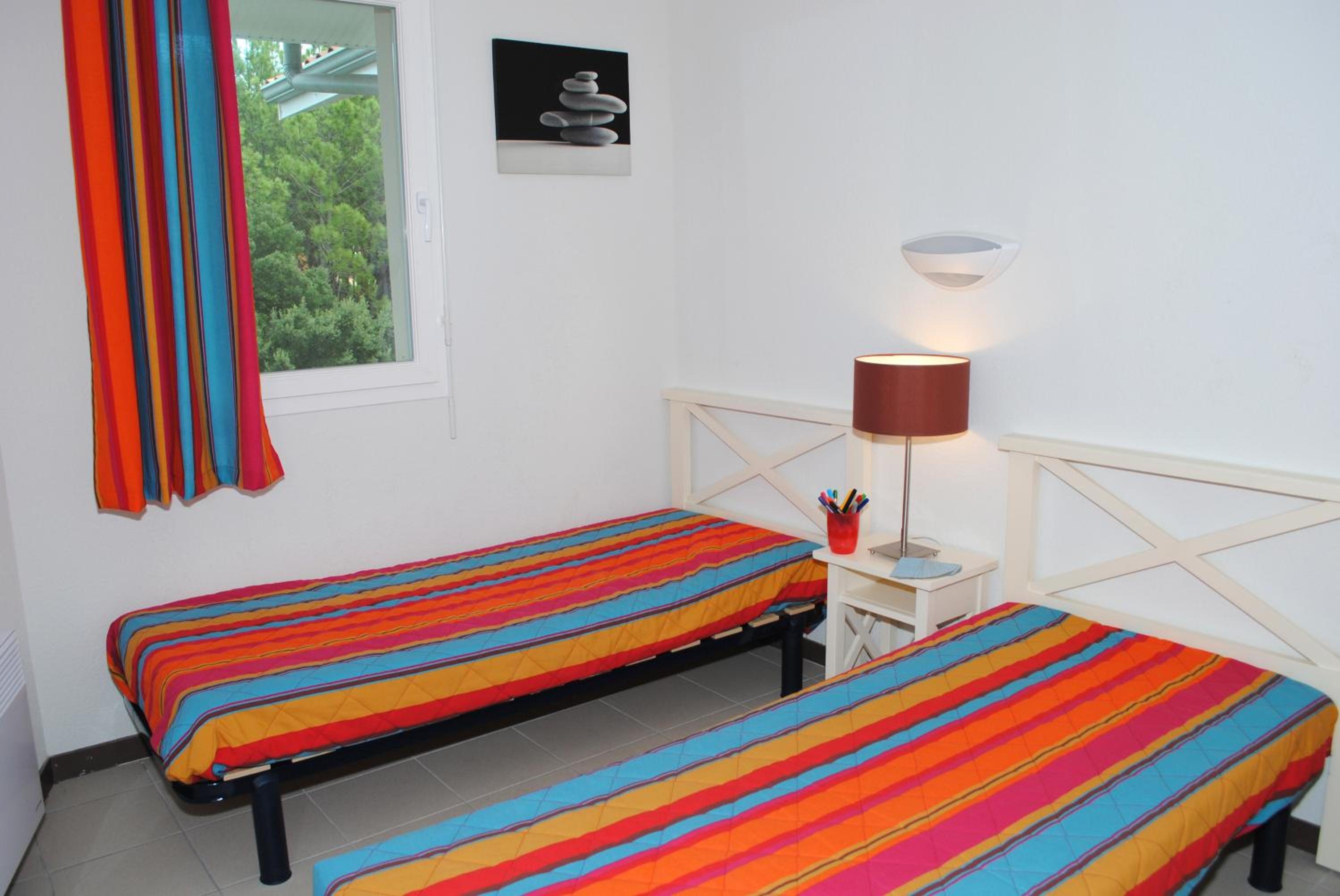 Two-Bedroom Apartment (6 Adults) photo 3