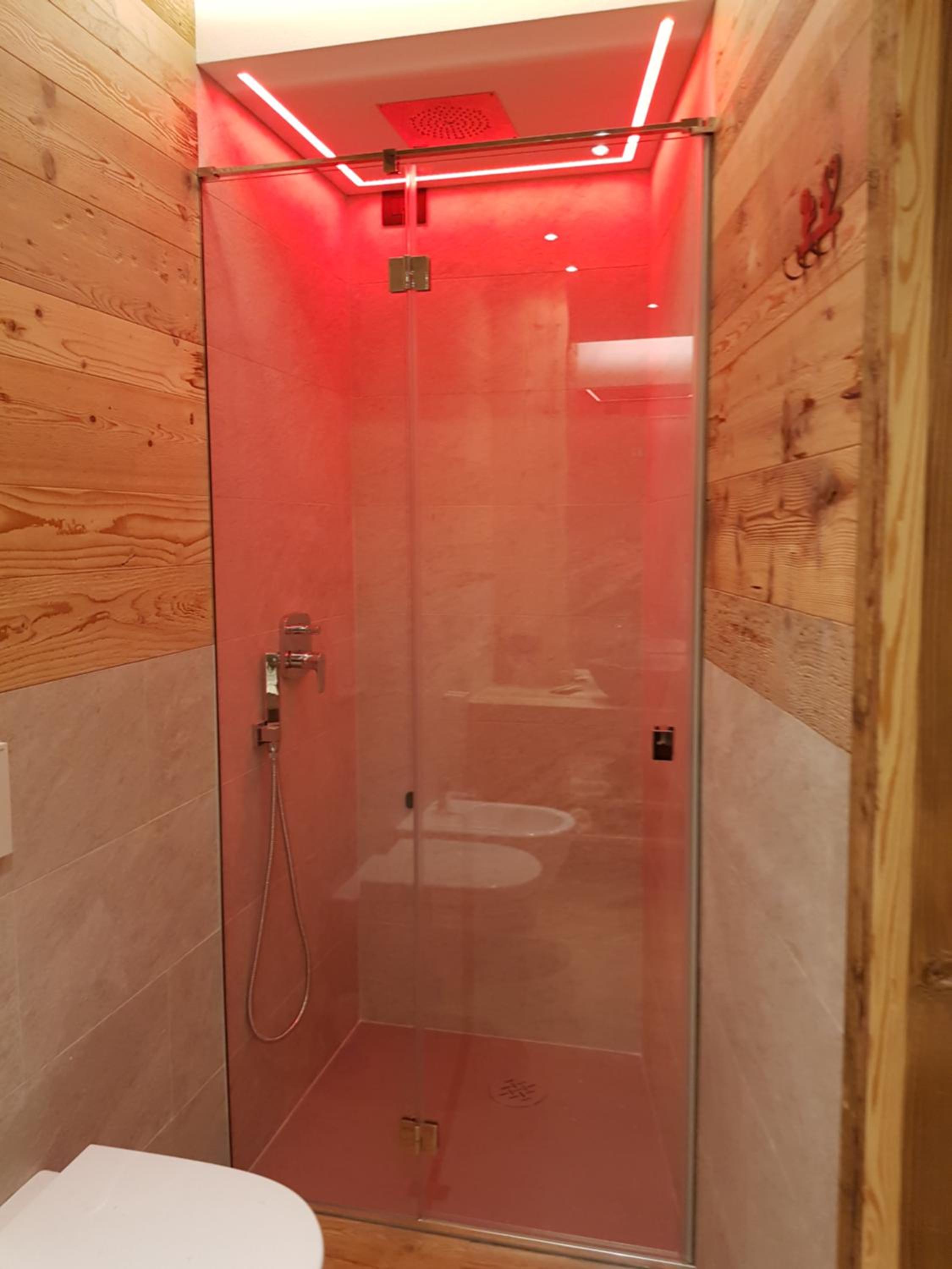 Deluxe Double or Twin Room with Mountain View - Photo 18