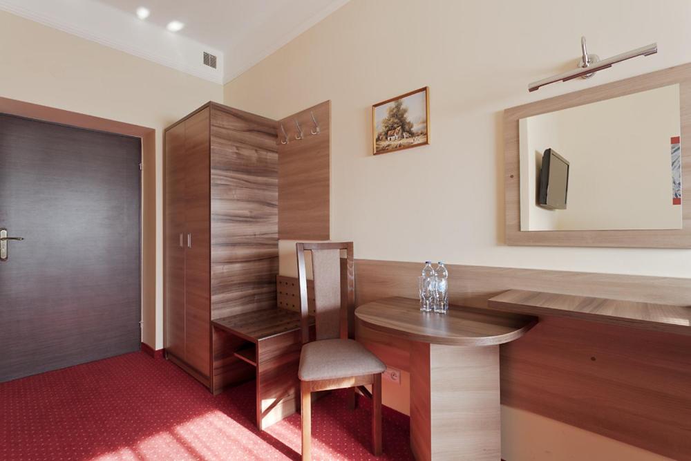 Standard Twin Room photo 2