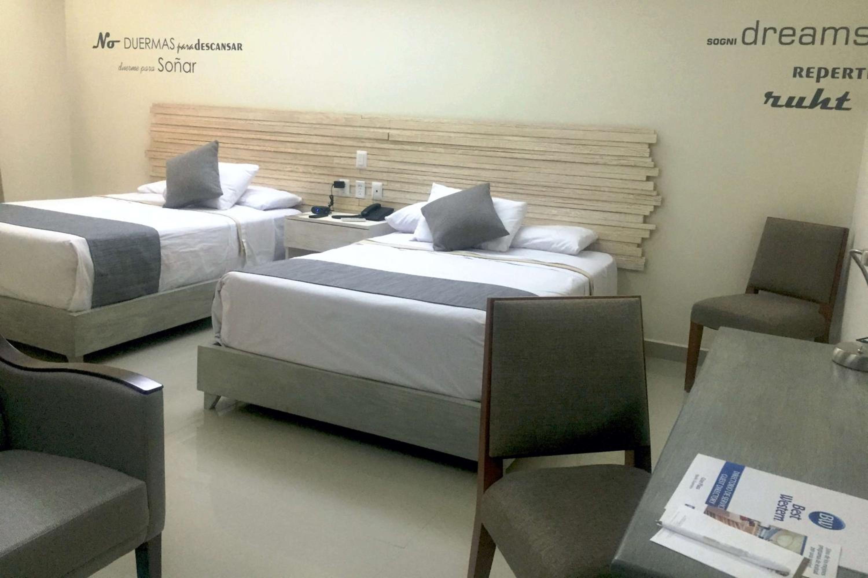 Double Room with Double Bed - Non-Smoking - Photo 23