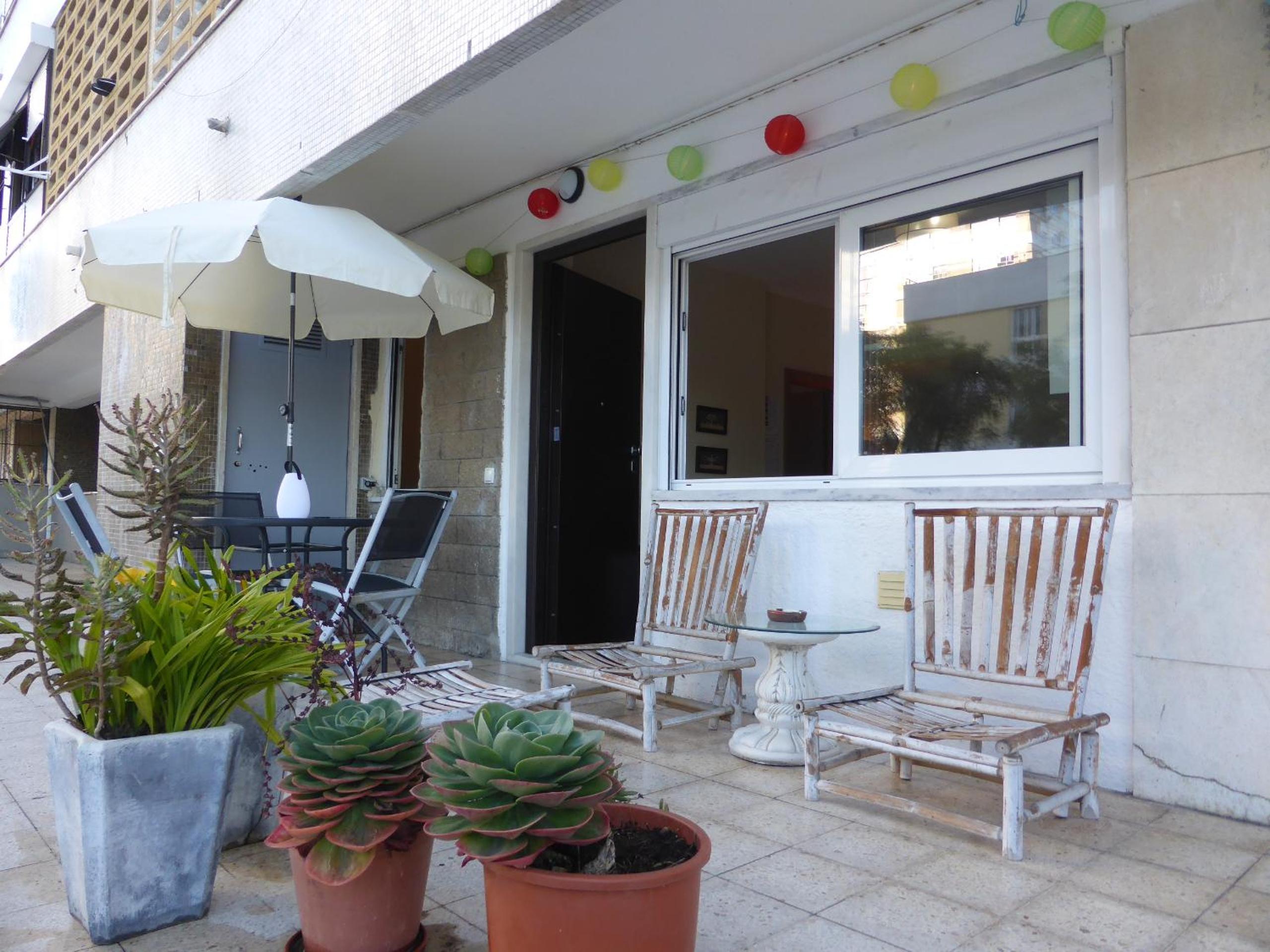 Apartment with Terrace- no River View - Photo 27
