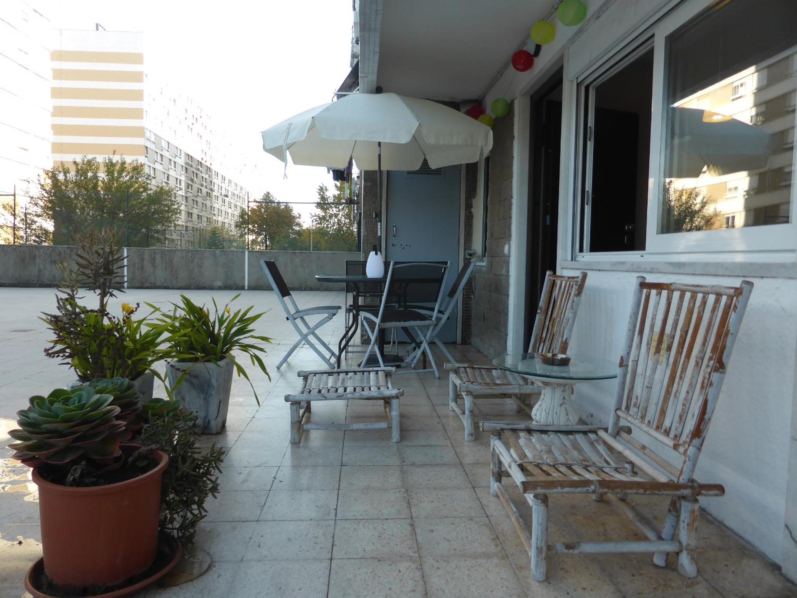 Apartment with Terrace- no River View - Photo 23