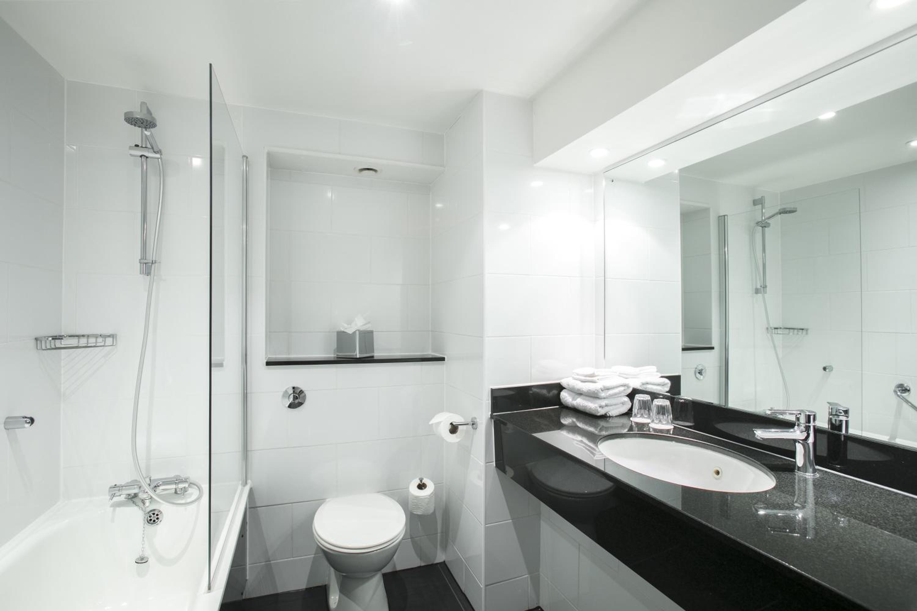Premium Super King Room - Photo 14