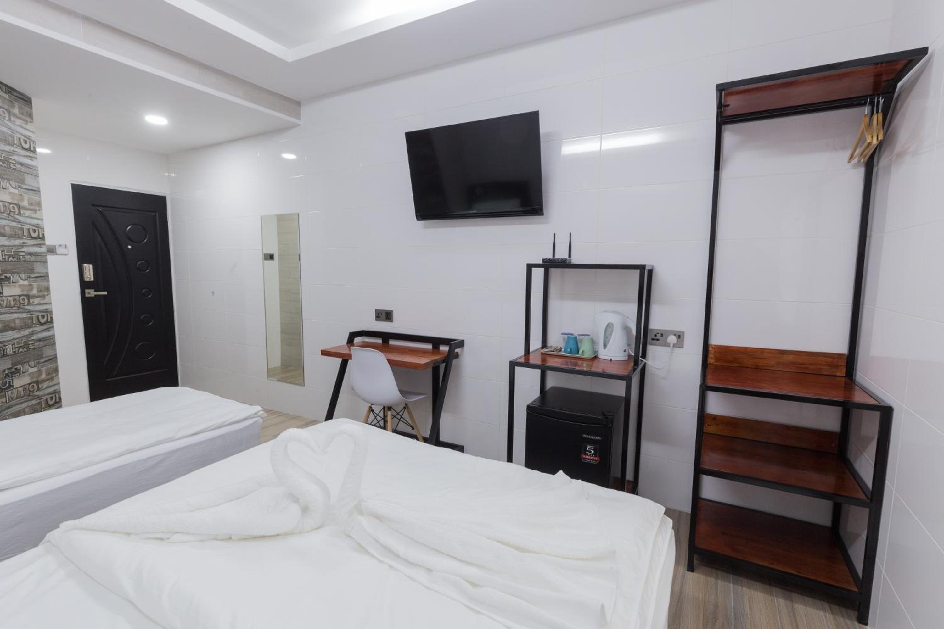 Deluxe Triple Room - Photo 3