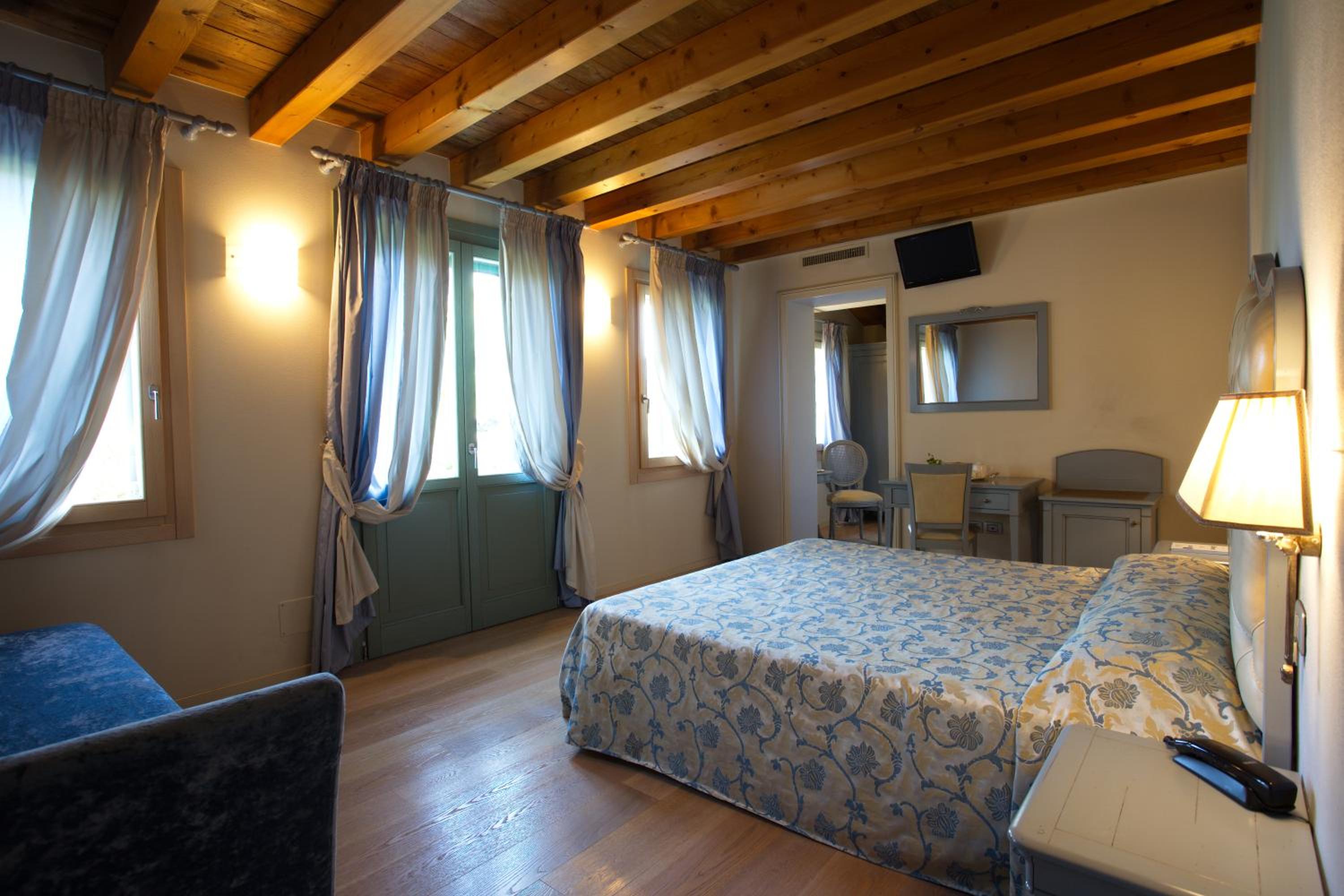 Junior Suite photo 3