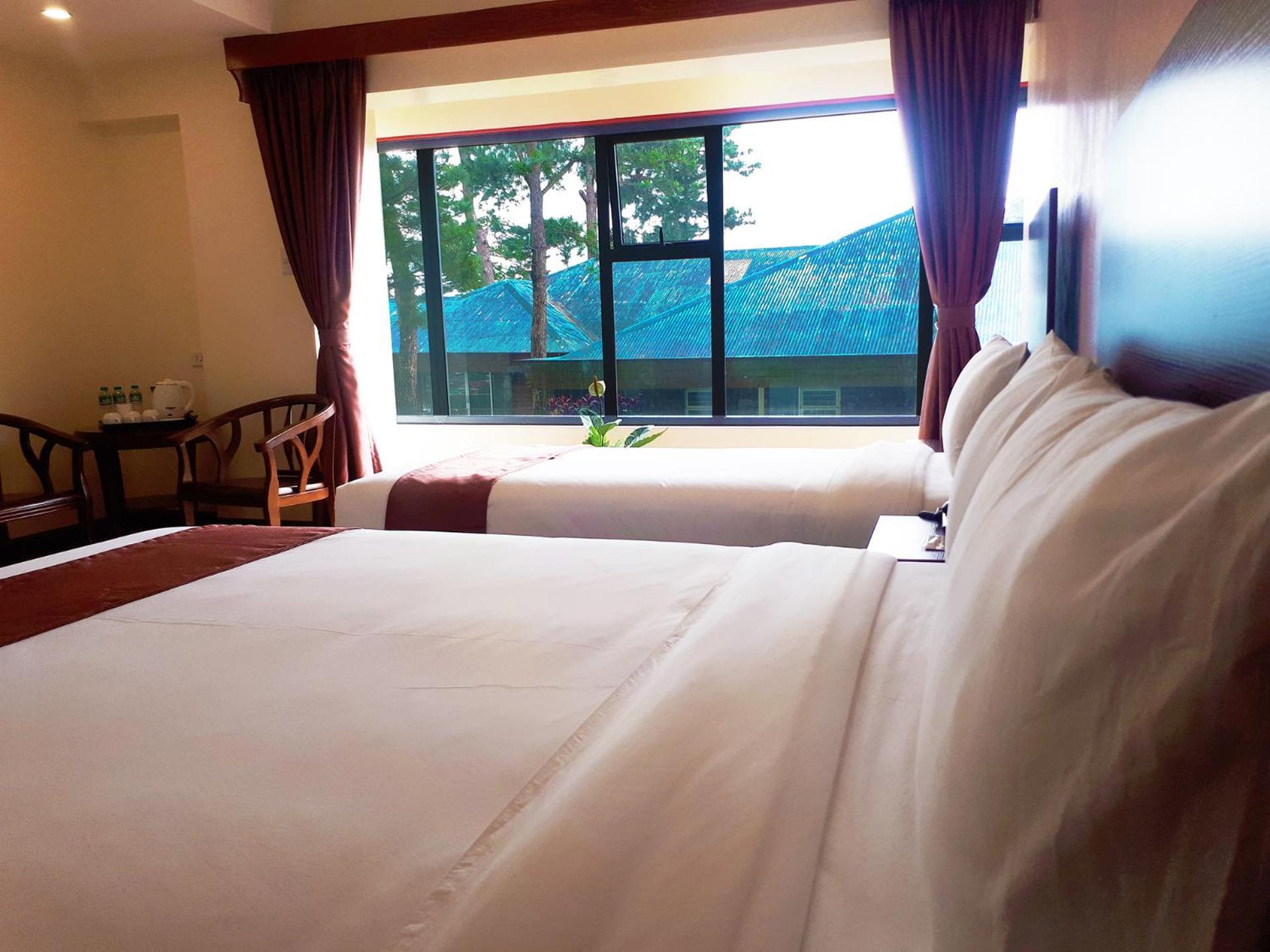 Triple Room with View - Photo 4