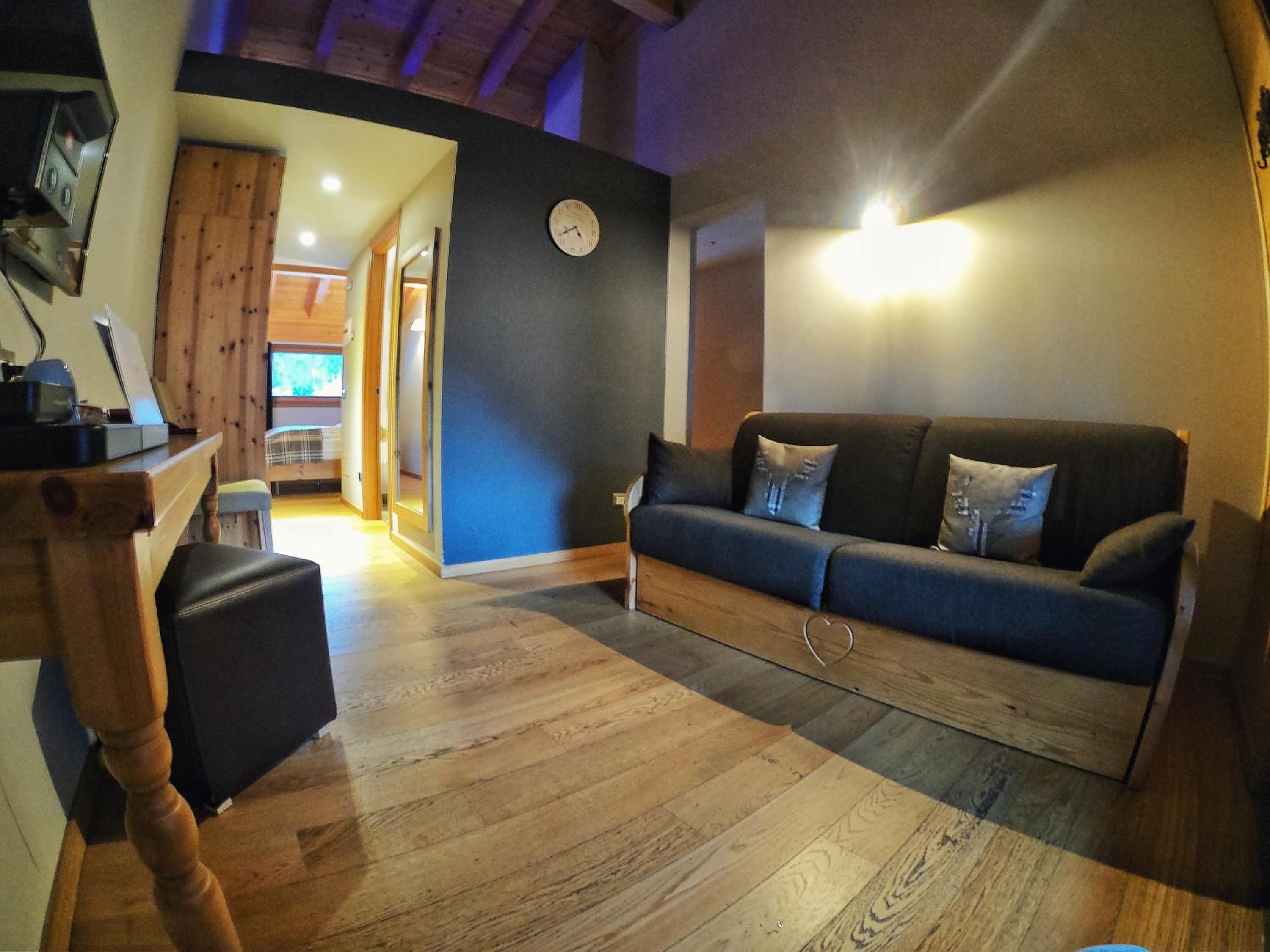 Two-Bedroom Suite photo 2