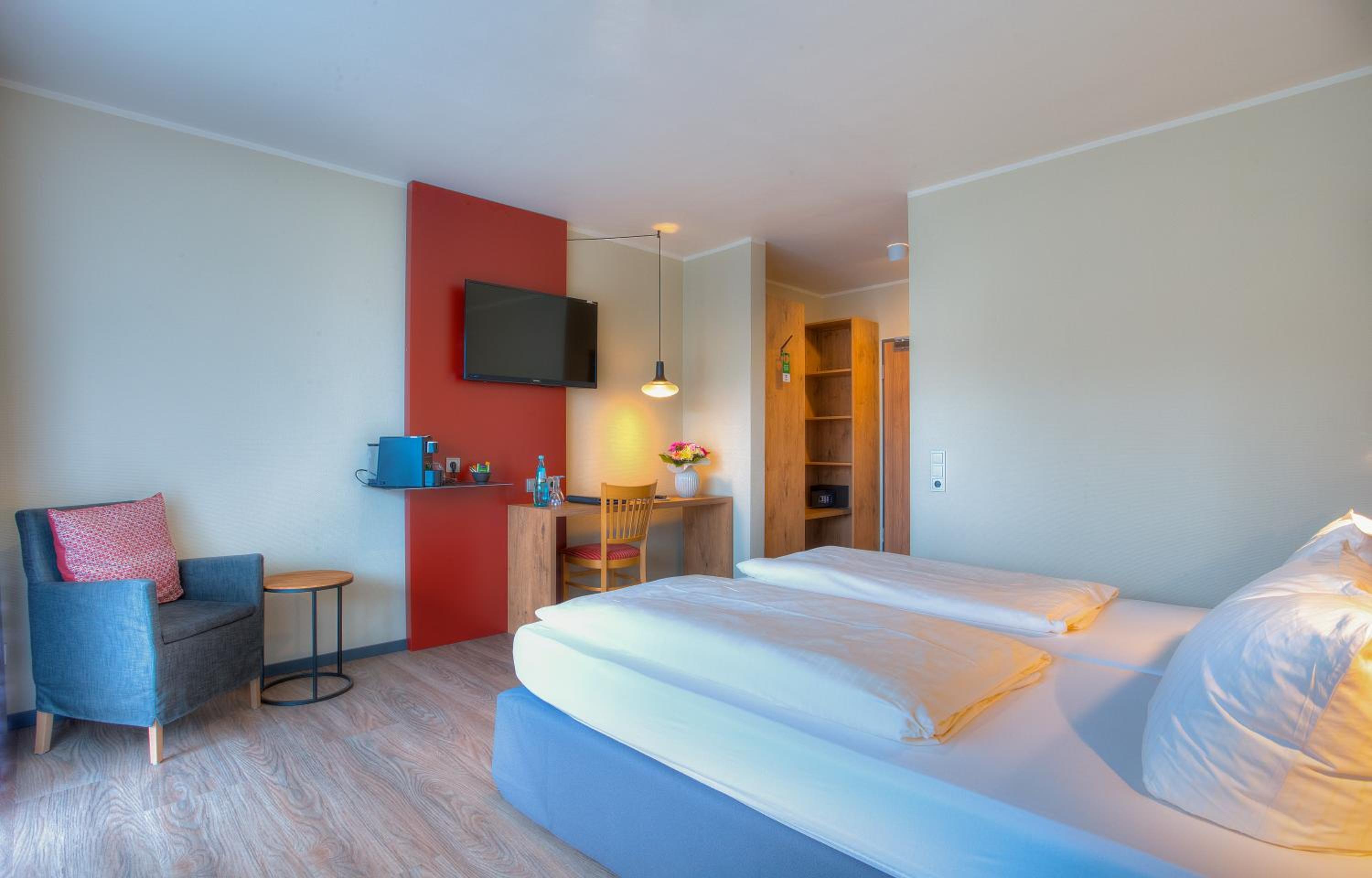 Comfort Double Room with Garden View photo 3