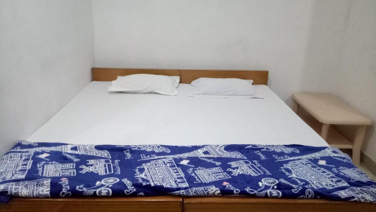 Double Room with Private Bathroom photo 3
