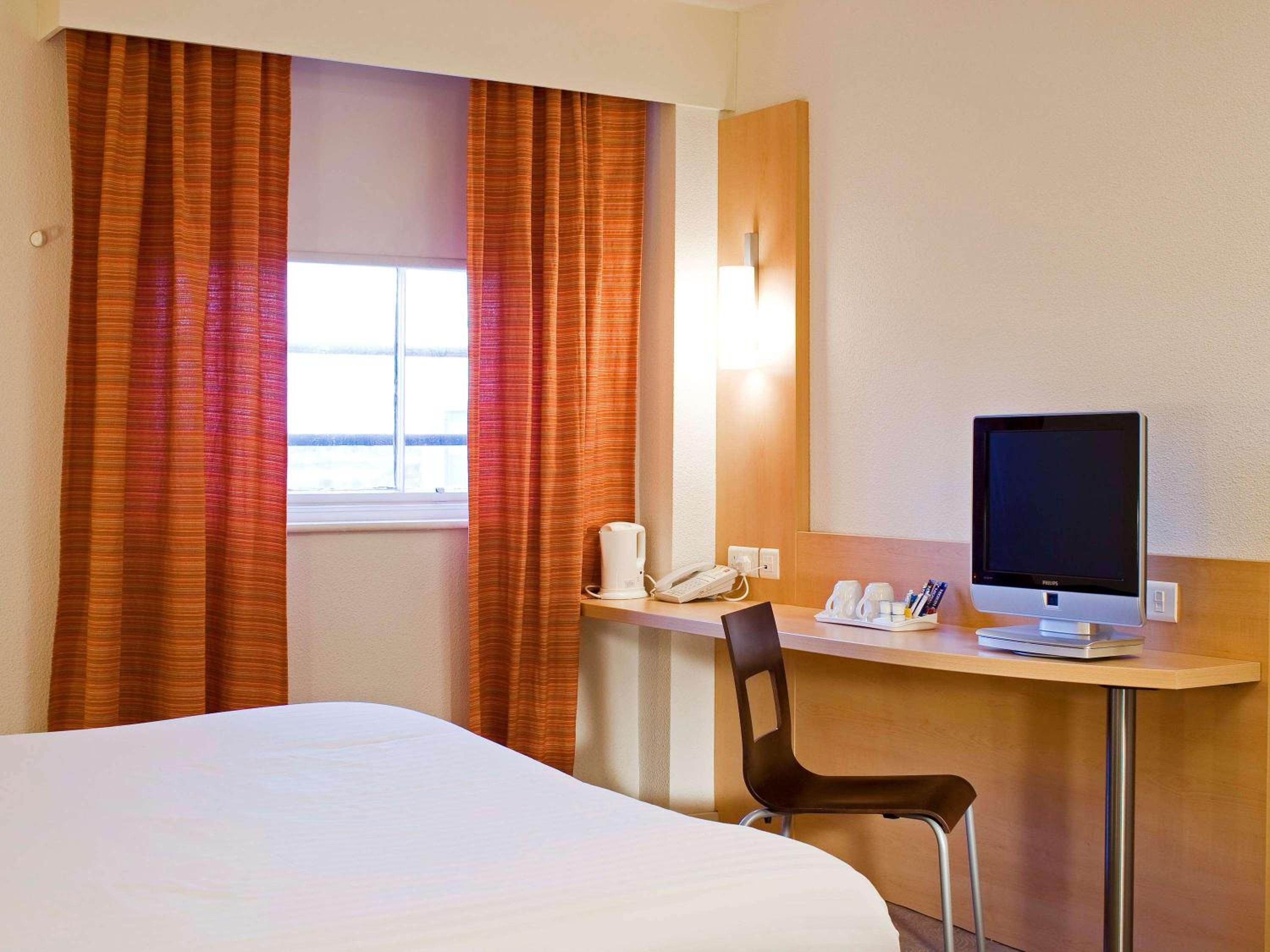 Double Room - Photo 12