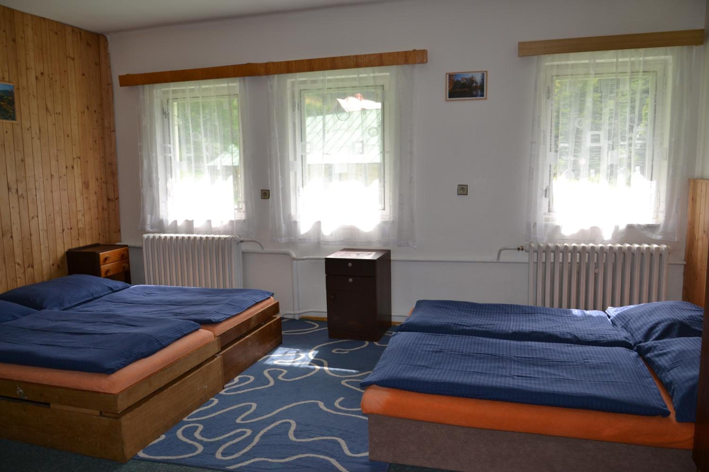 Family Room (8 Adults) photo 3