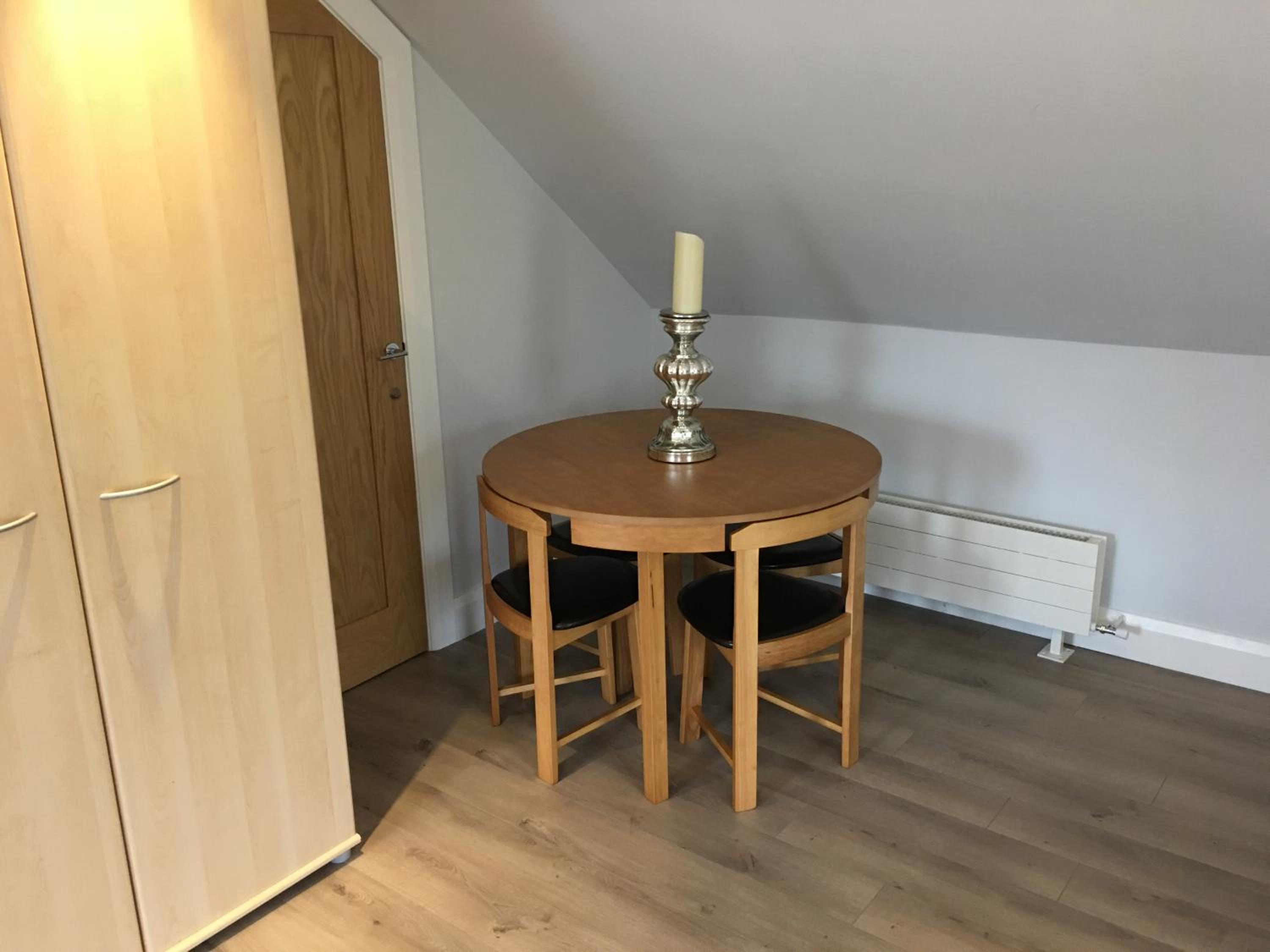 One-Bedroom Apartment - Photo 10