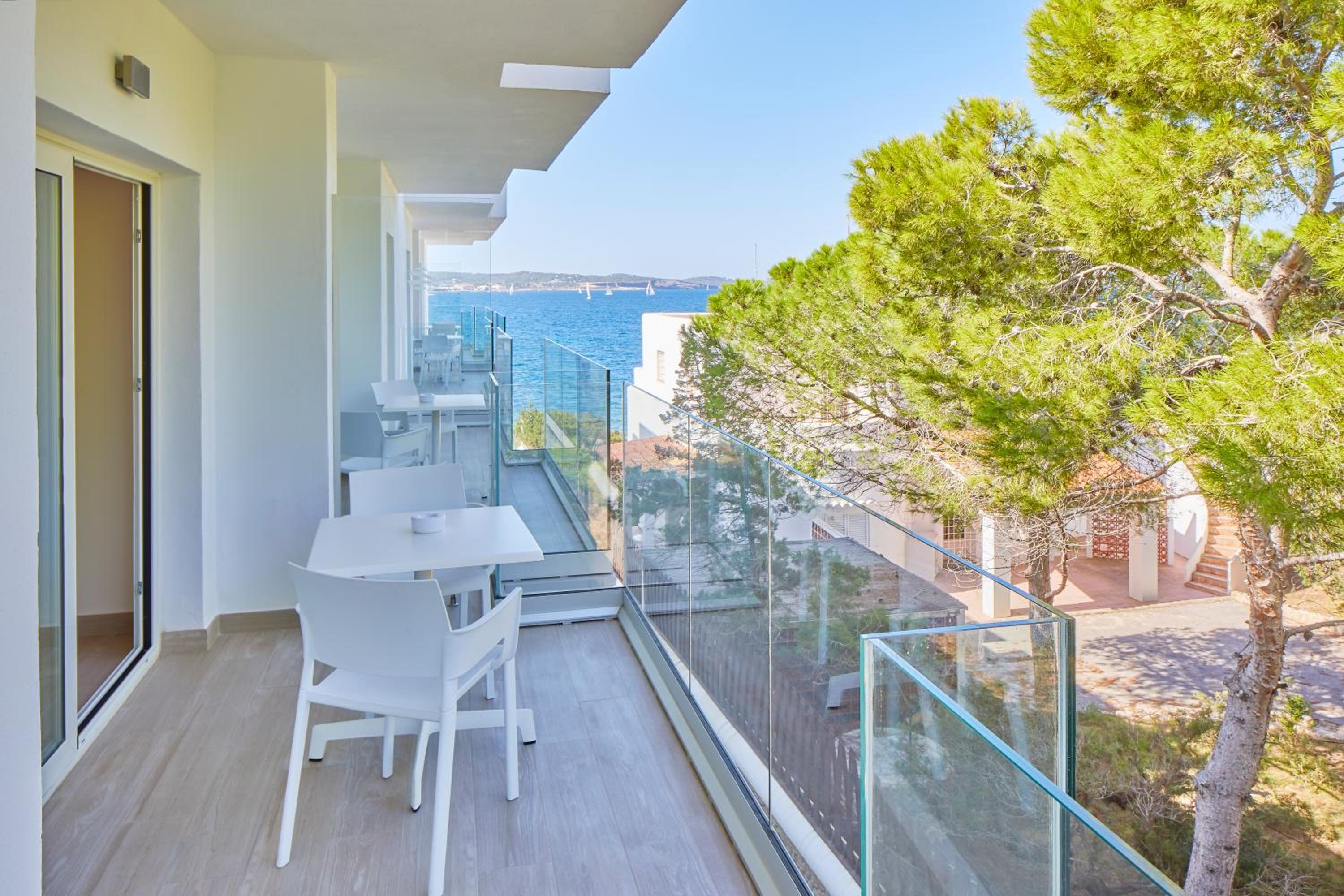 Suite with Lateral Sea View - Photo 2