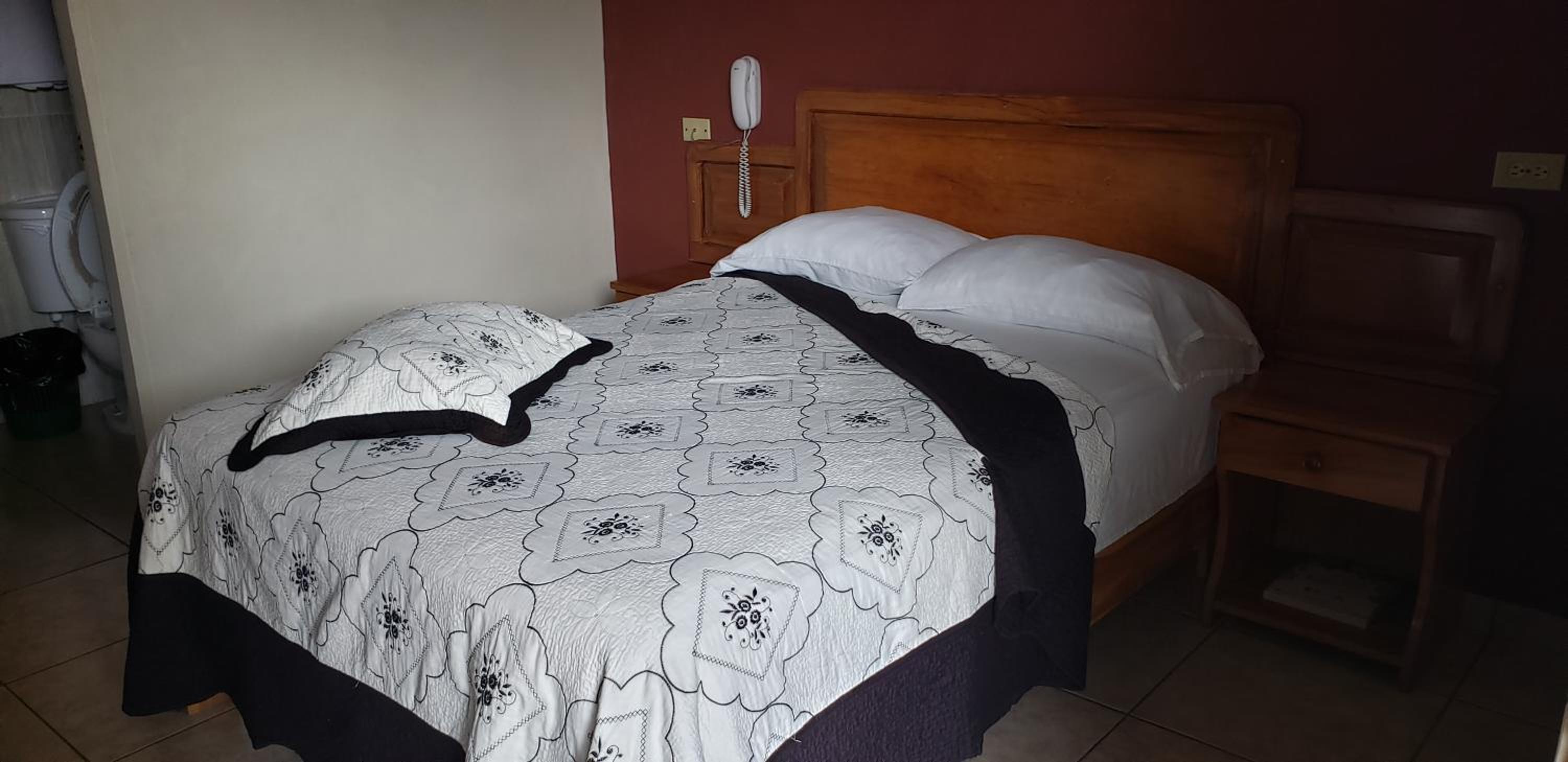 Double Room with Private Bathroom photo 1