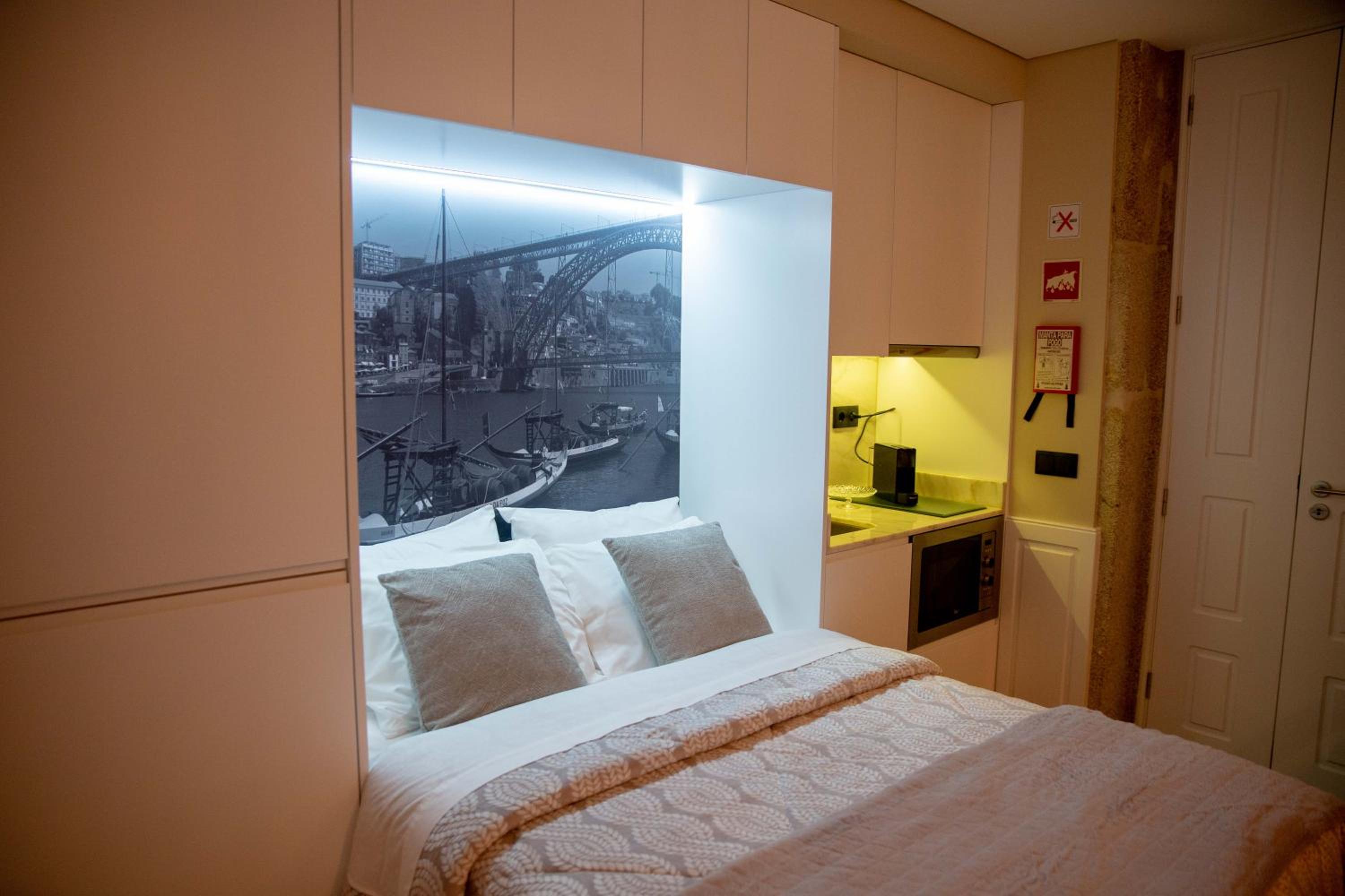 One-Bedroom Apartment - Photo 27