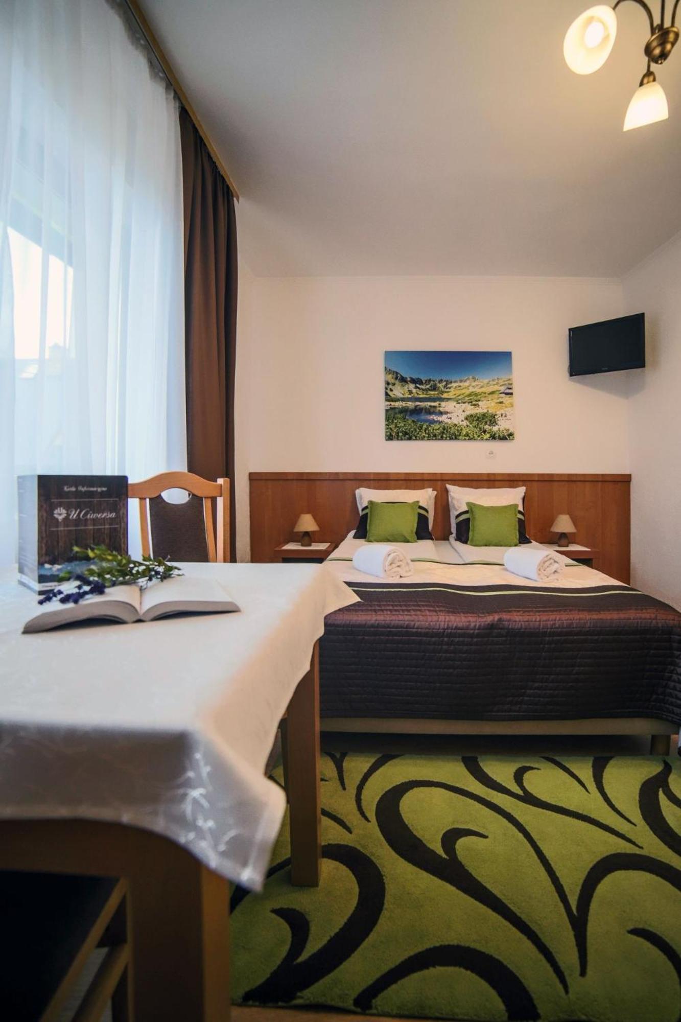 Double Room - Photo 7