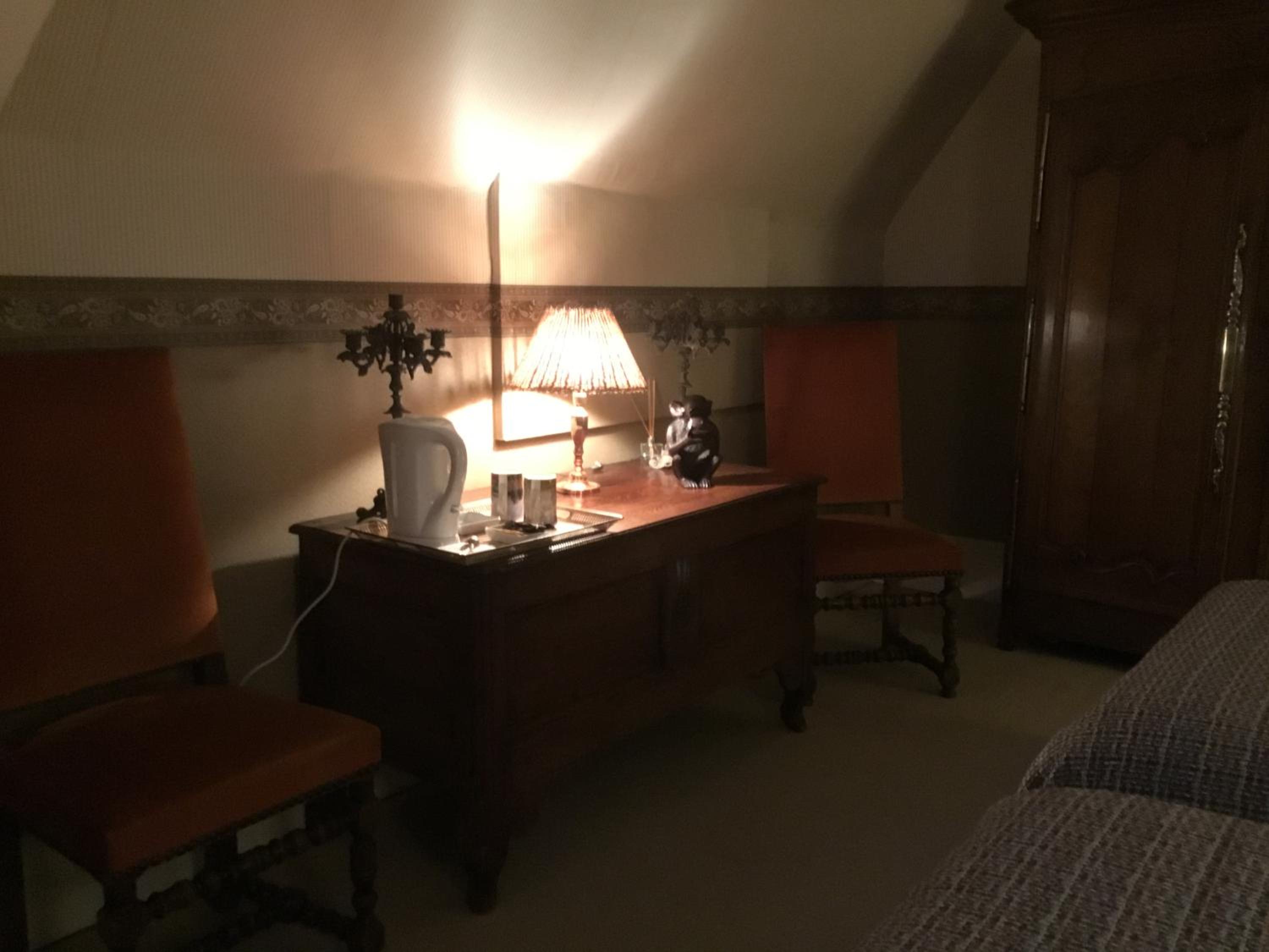 Family Room photo 3