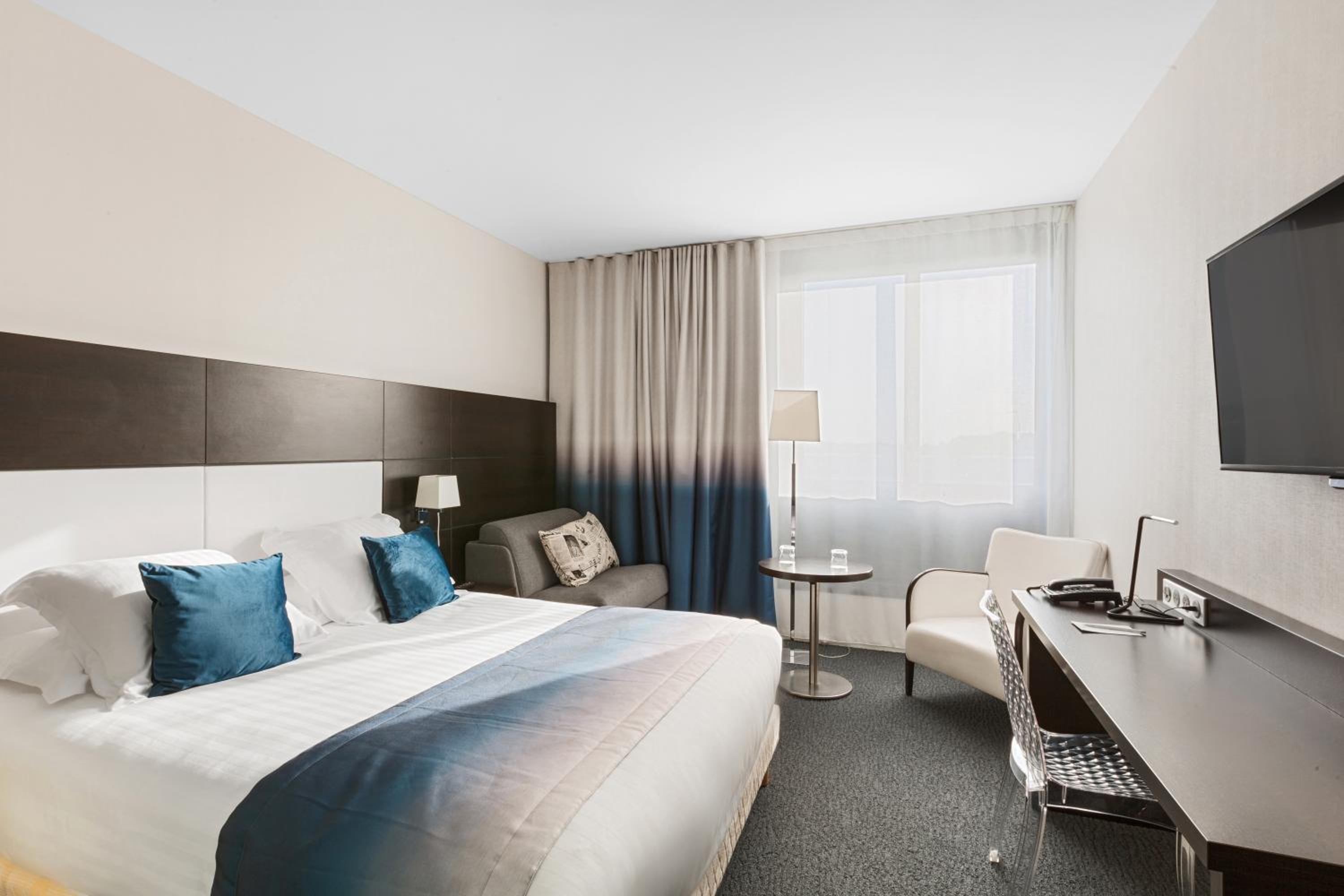 Executive Queen Room - Photo 4