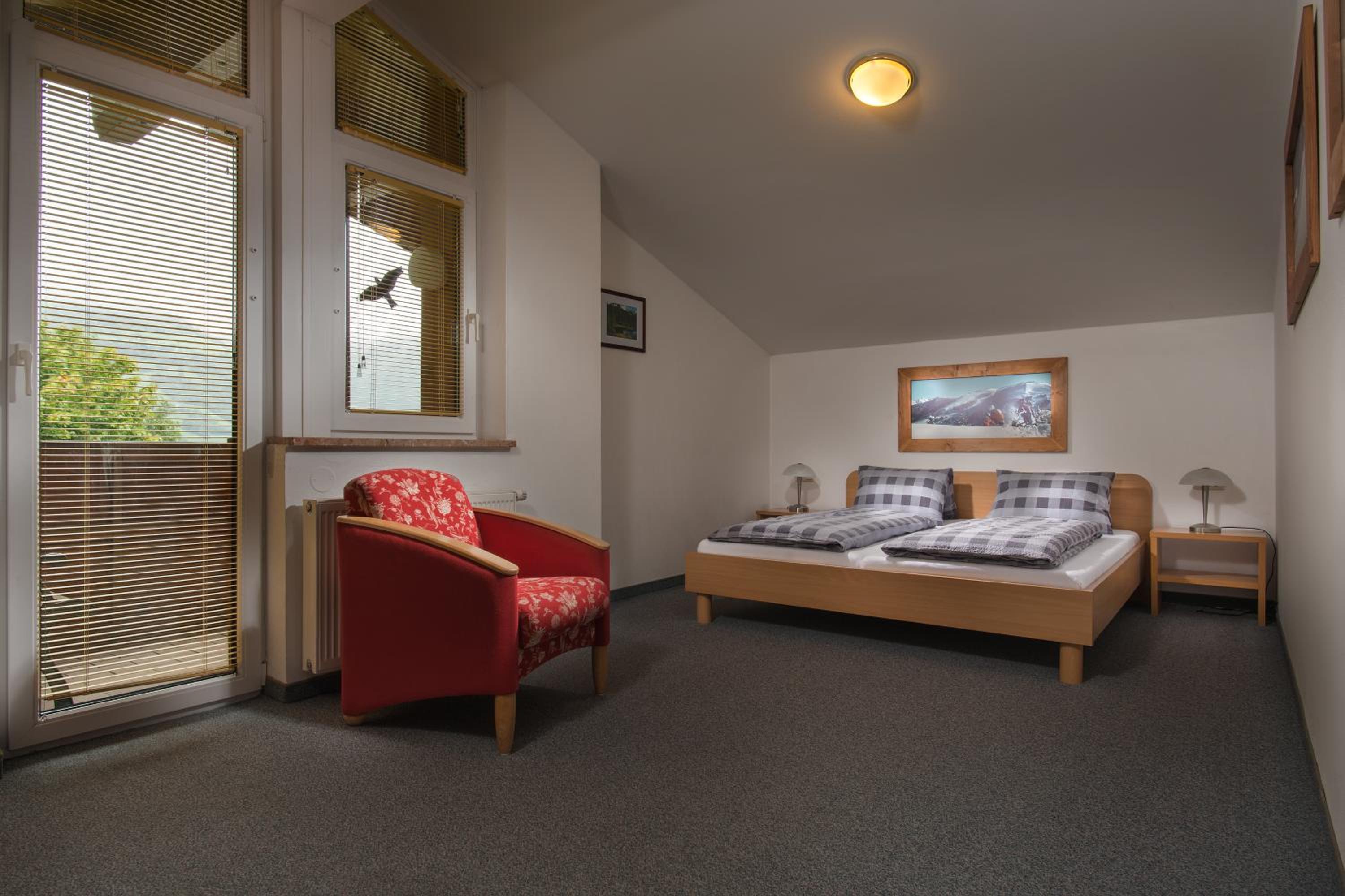 Apartment with Mountain View photo 2