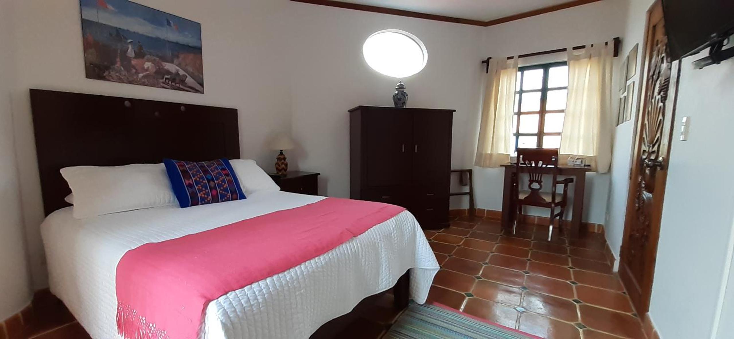 Quarto Duplo de Luxo com Uma Cama de Casal