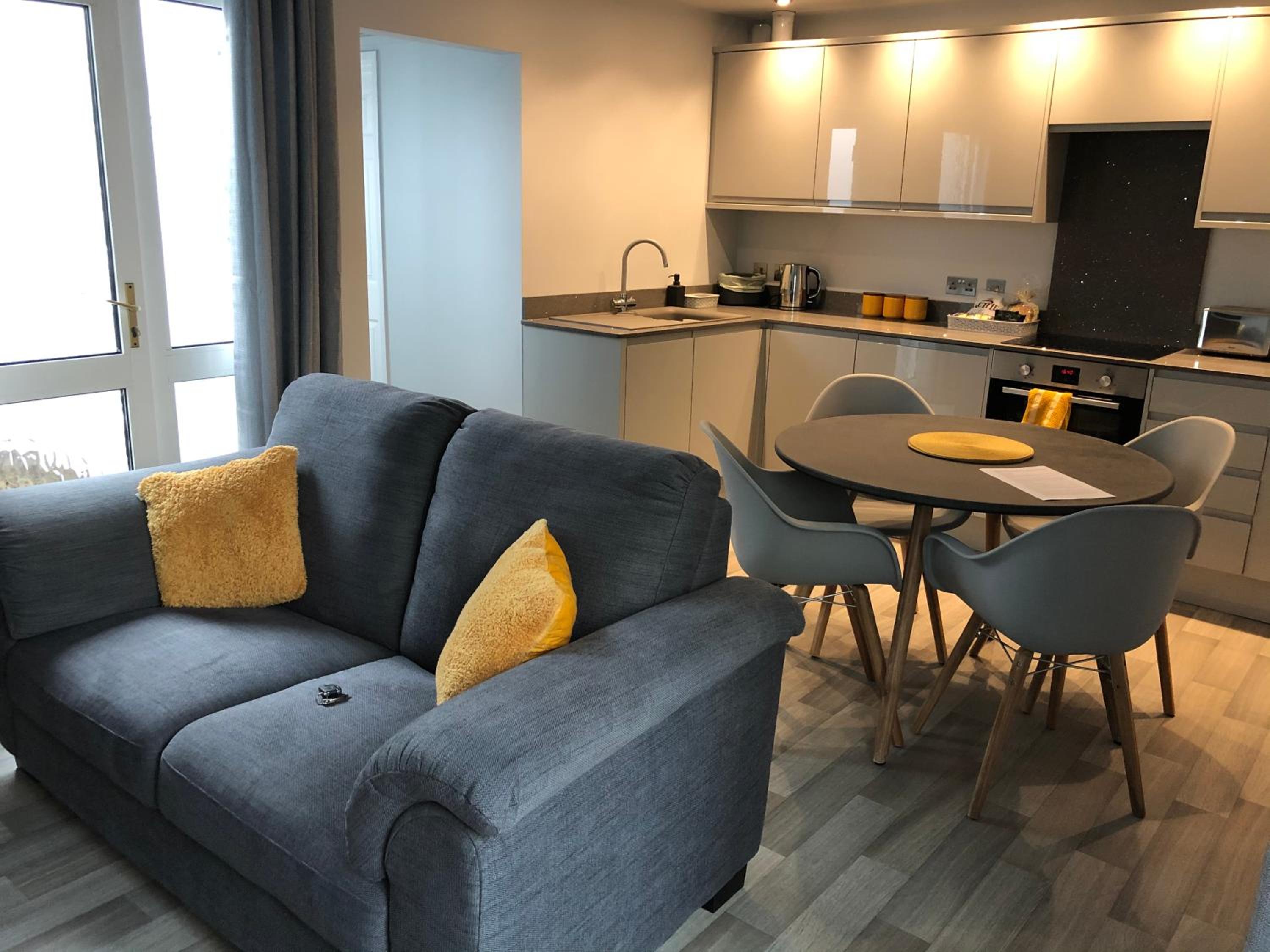 Apartment - Ground Floor photo 3