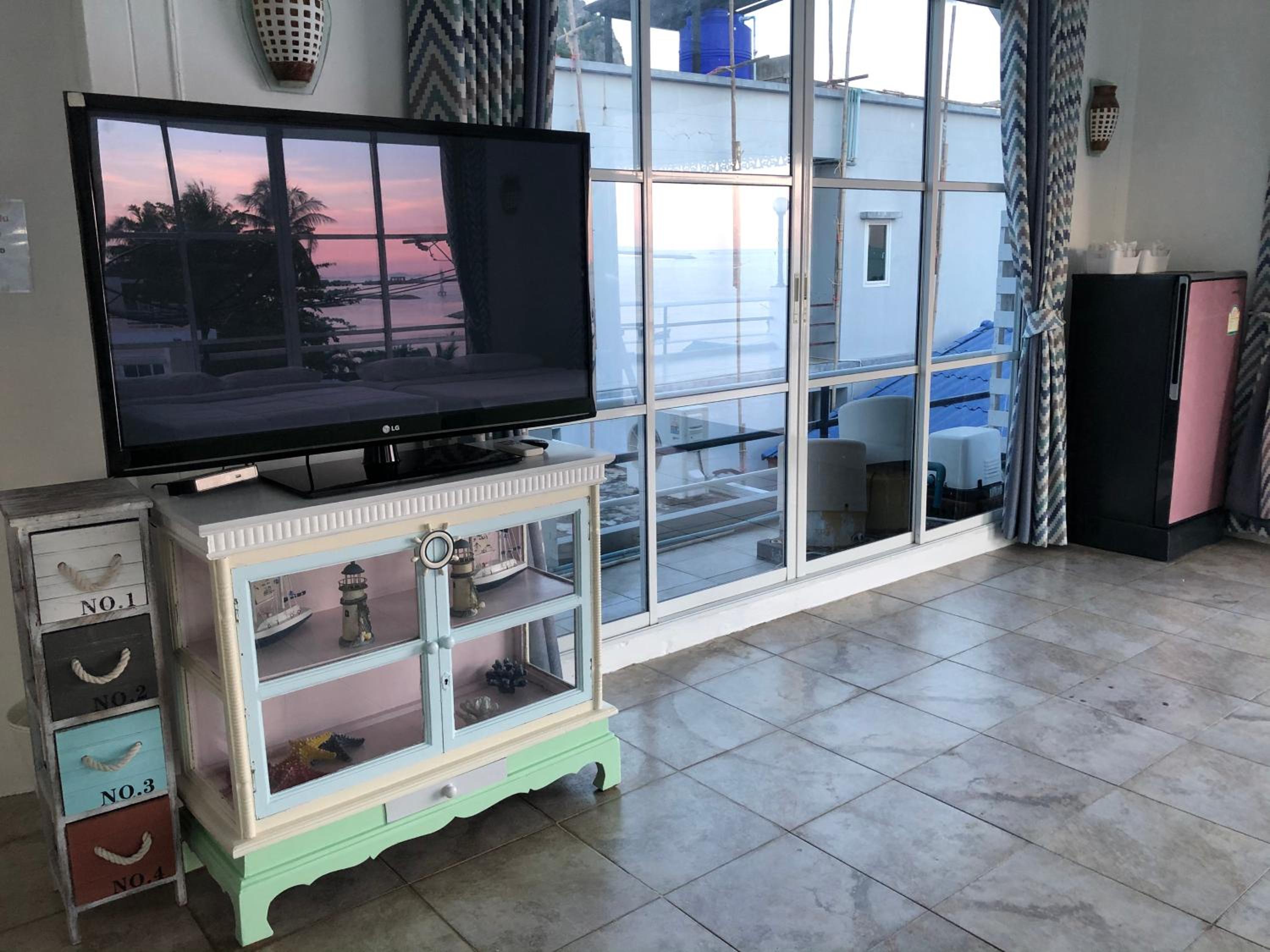 Family Room with Sea View photo 2