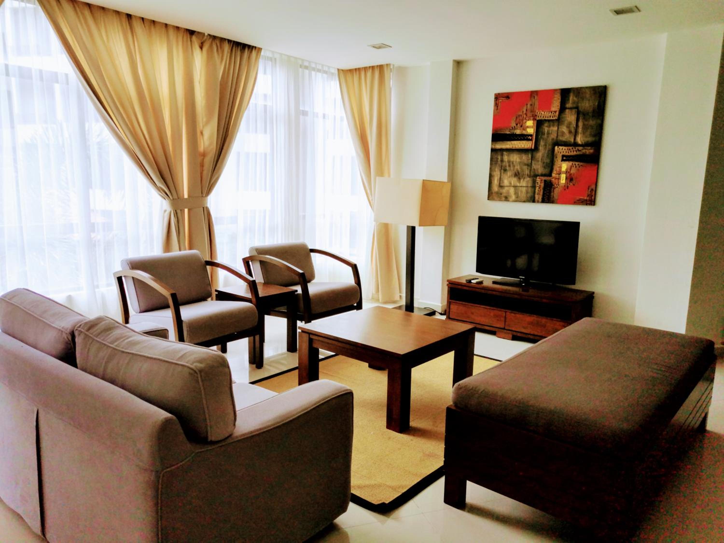 Two-Bedroom Apartment - Photo 12