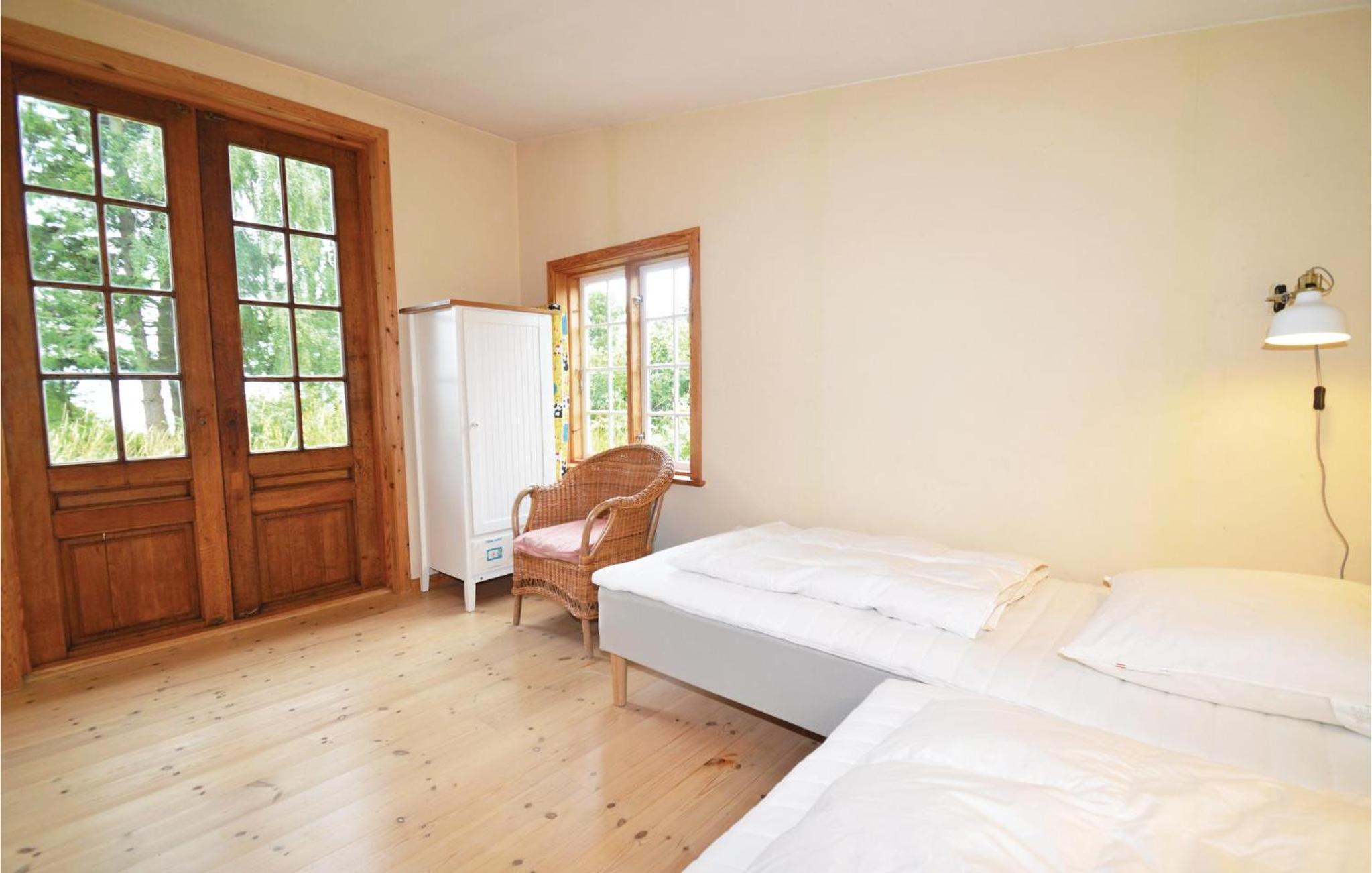 Two-Bedroom Holiday Home photo 2