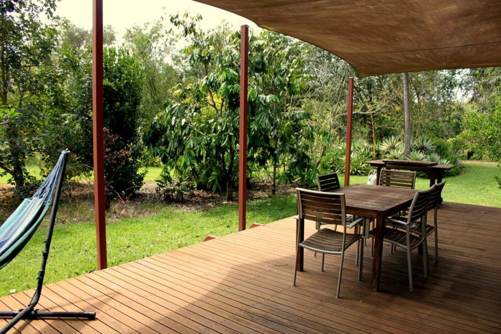 Bungalow with Garden View photo 2