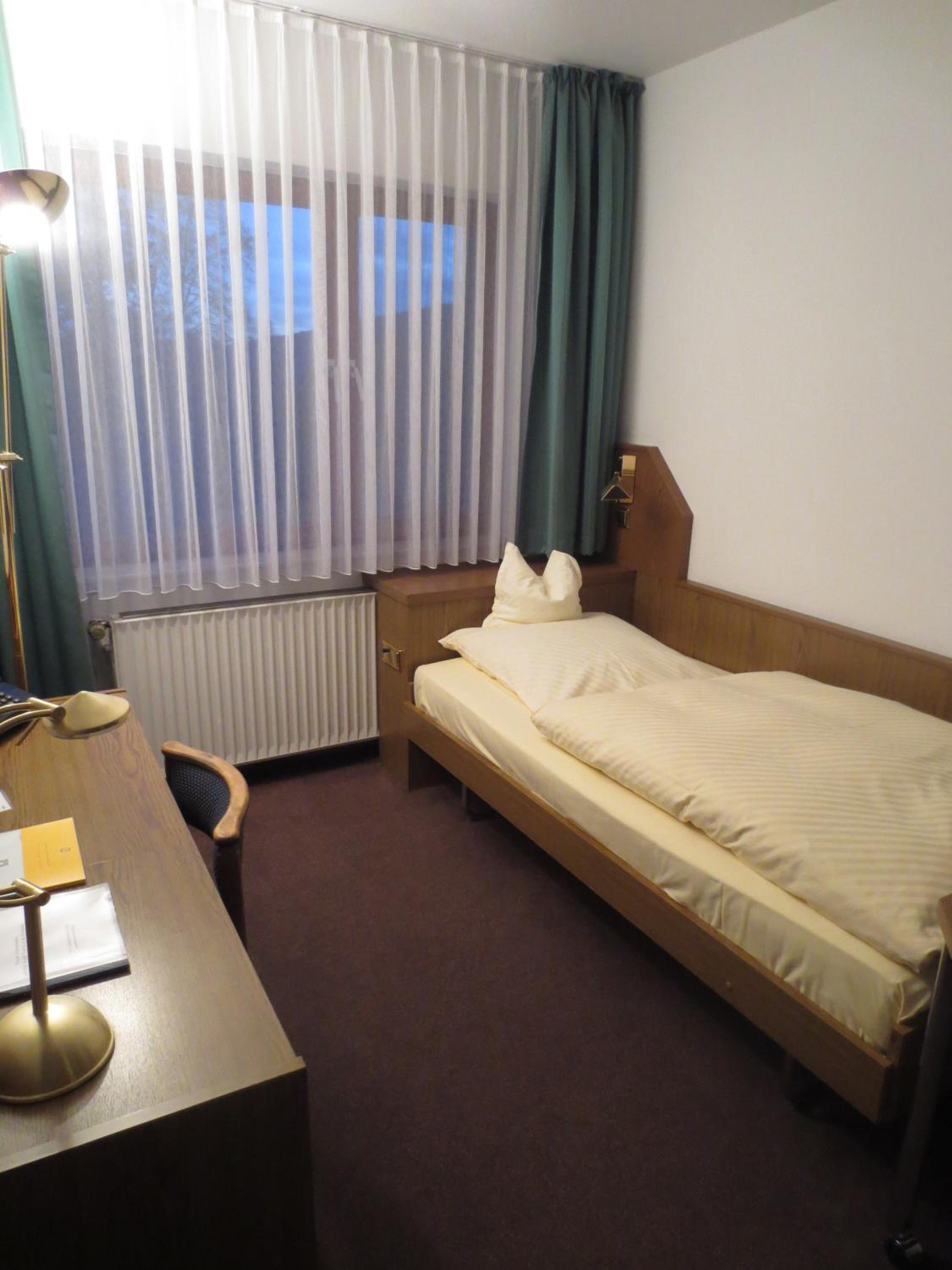 Single Room photo 1