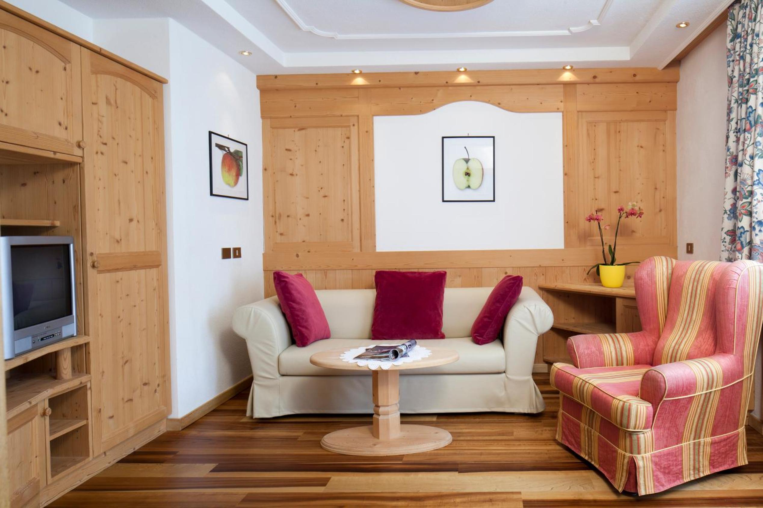 Suite - Photo 4