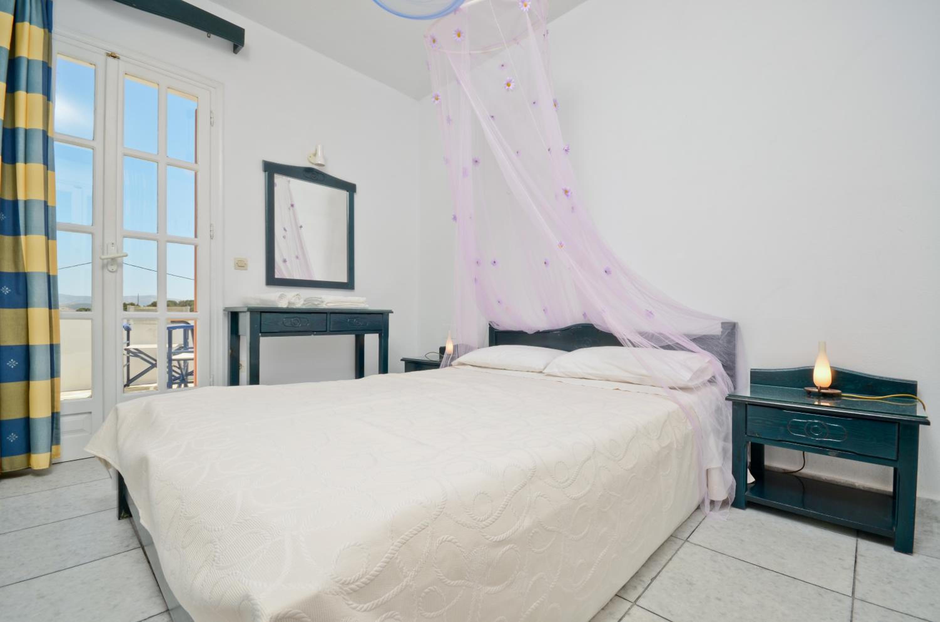 1-Bedroom Apartment with Sea view ( 3 Adults) photo 2