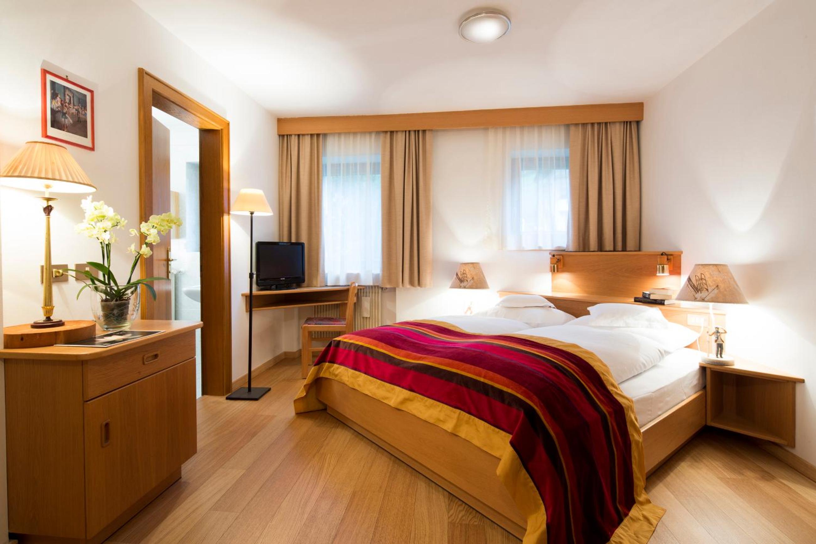 Standard Double Room - Photo 1