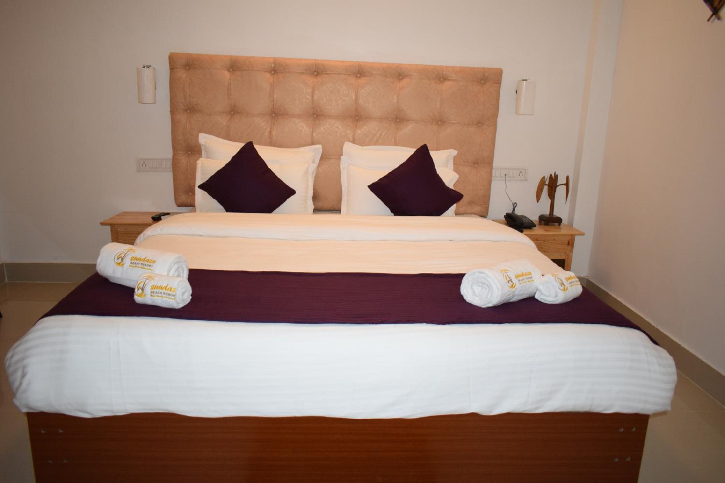 Deluxe Double Room With Balcony And Sea View