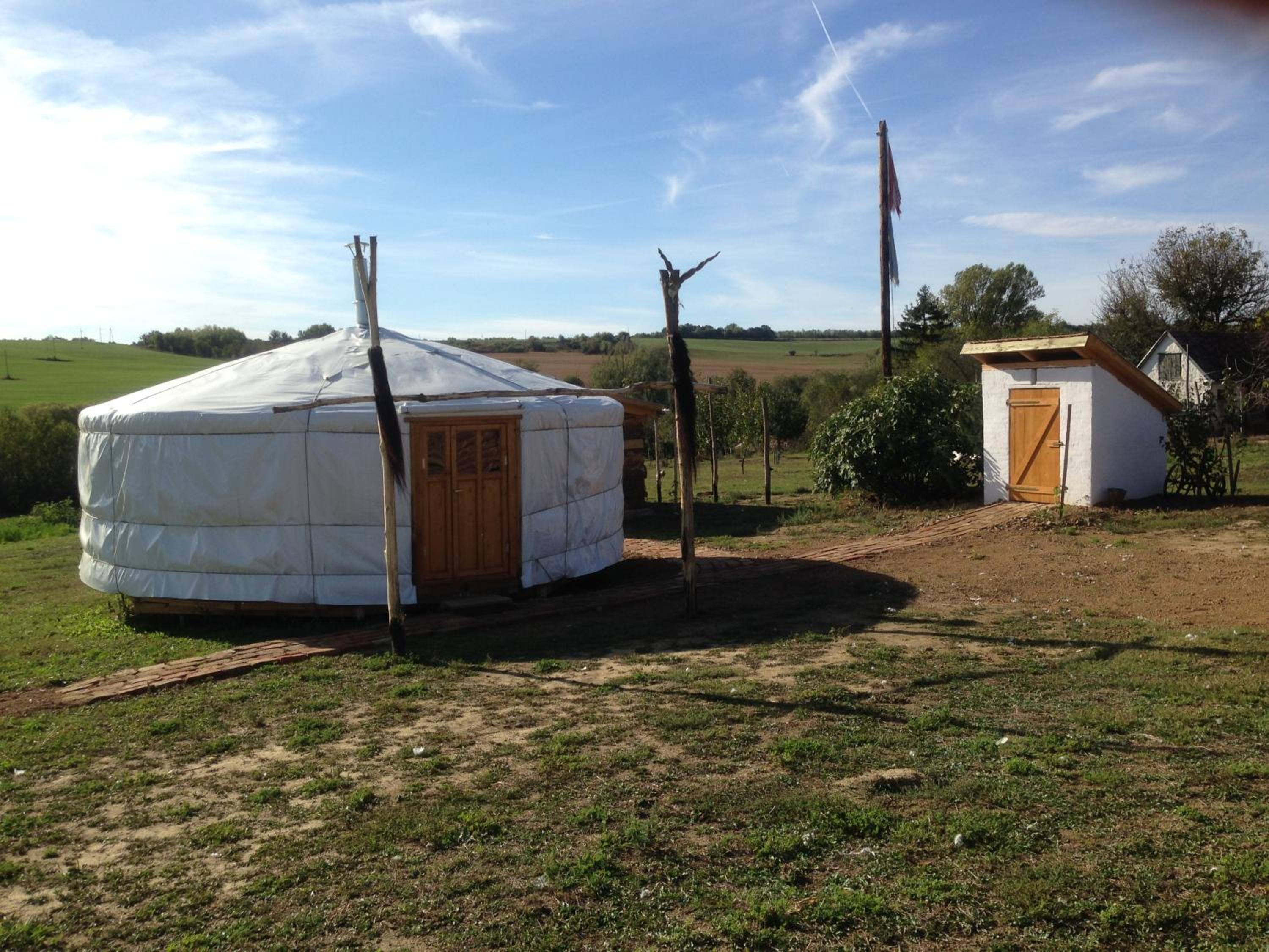 Yurt photo 2