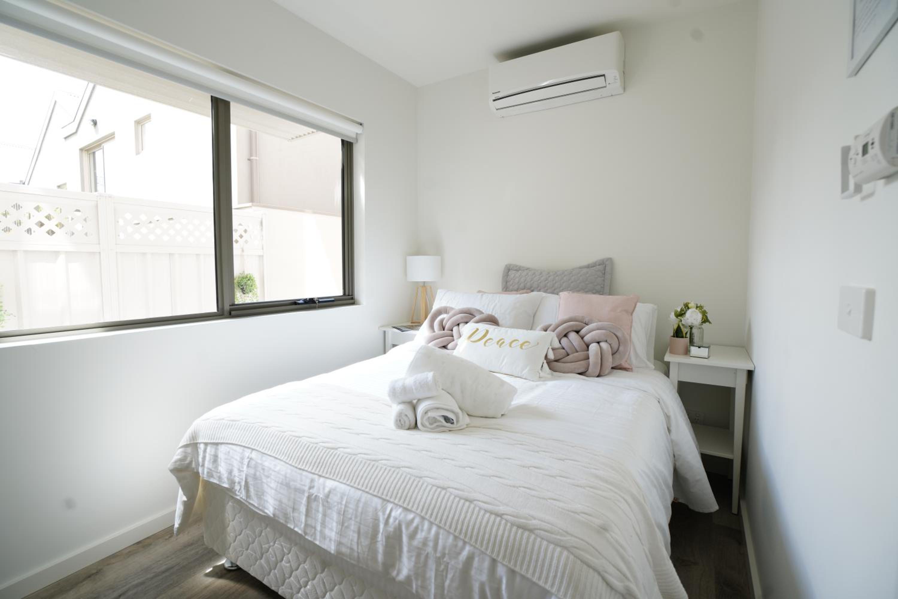 One-Bedroom Apartment - Photo 4